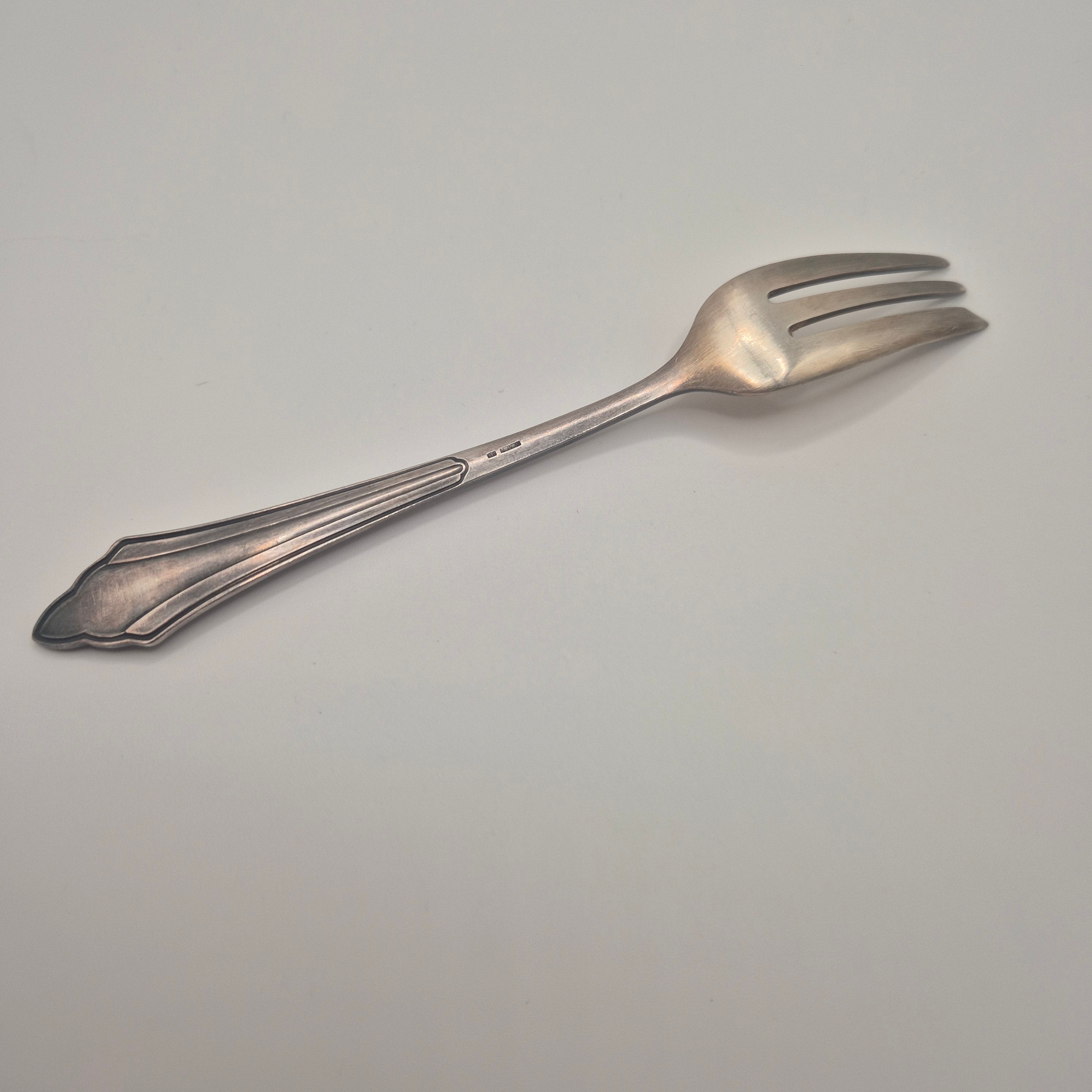 Antike Jugendstil Kuchengabel – Silberfarben / Versilbert