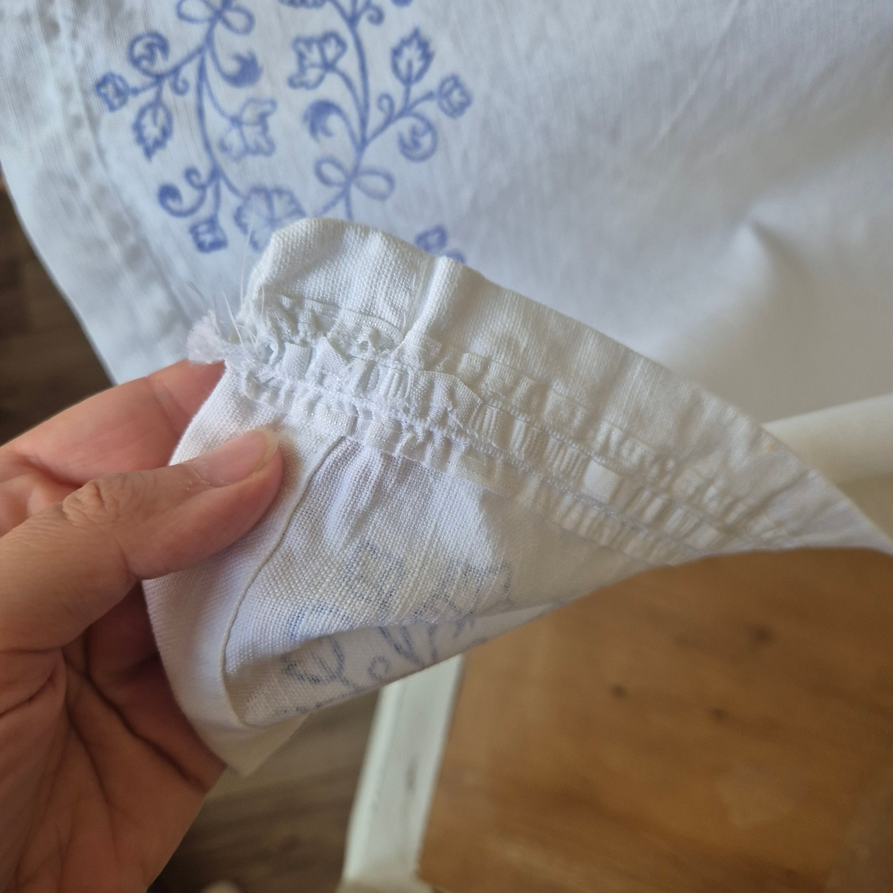 Vintage Baumwolle Gardine mit blauem Stempel Muster rechte Seite 118x166cm Handgemacht