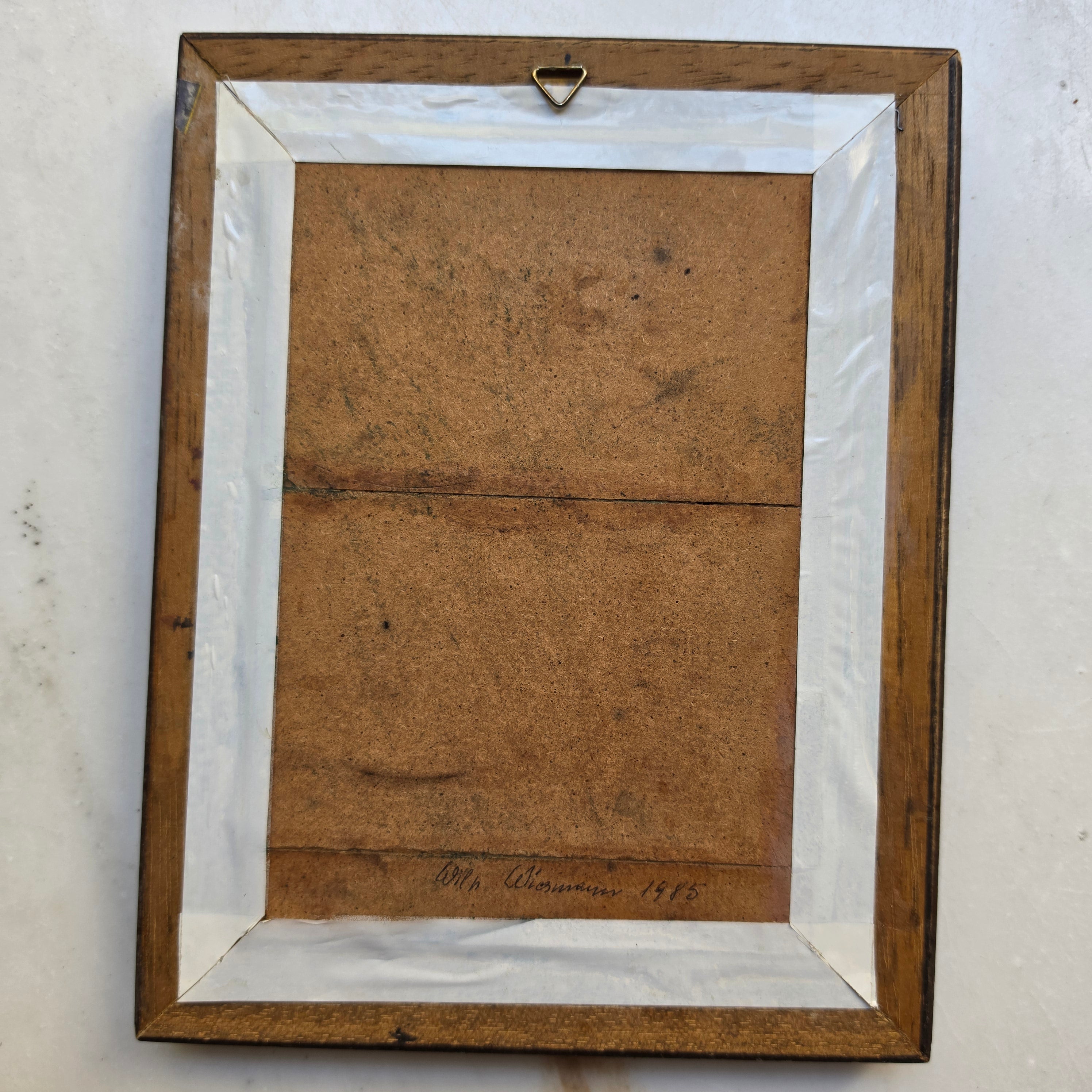 Vintage Ölgemälde Blumenstillleben – Signiert Wilh. Wiemann 1985 – Im edlen Holzrahmen mit Goldleiste