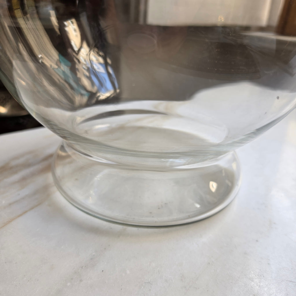 Große Vintage Kugelvase aus Glas auf Standfuß - Zeitlose Glasschale & Dekovase