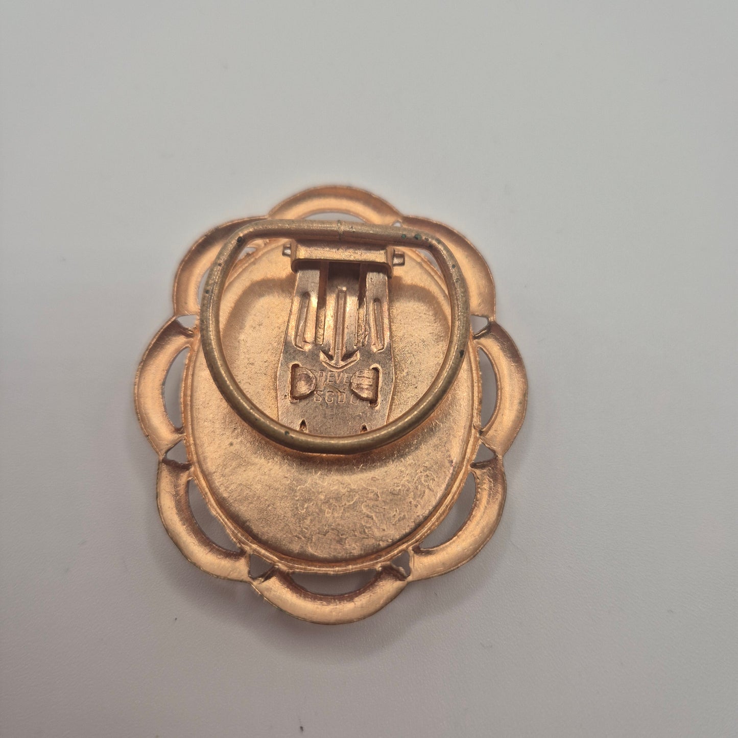 Prachtvolle Vintage Tuchbrosche im Barock-Stil – Elegantes Accessoire für Schals und Tücher