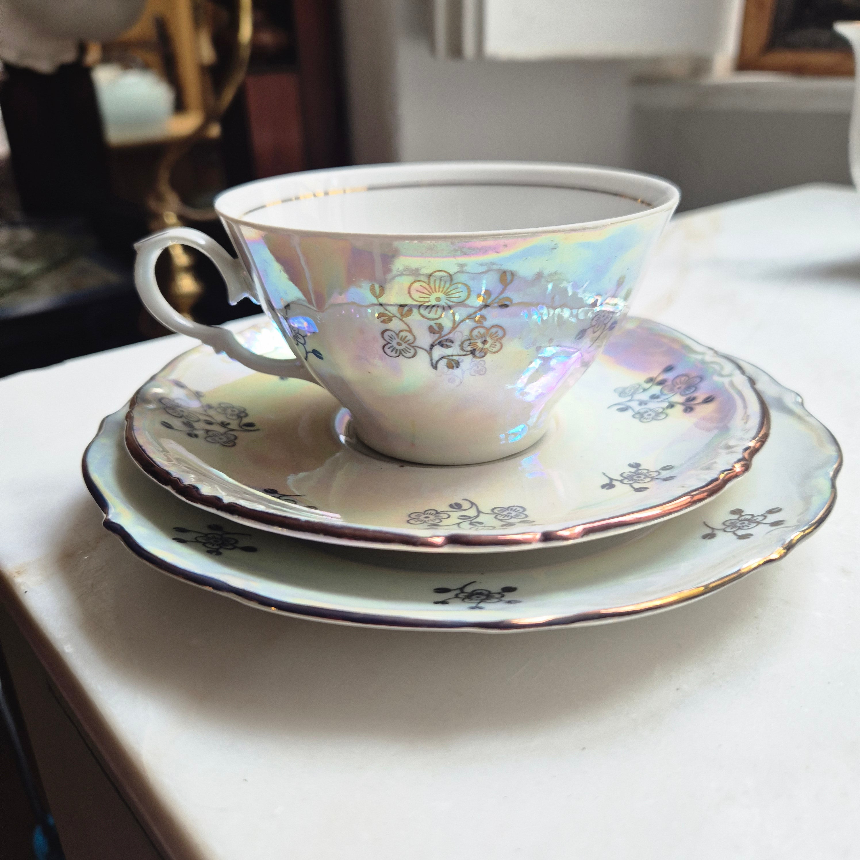 Antikes Sammelgedeck - Perlmutt - Rose - Kahla - DDR Porzellan Kaffee&Tee