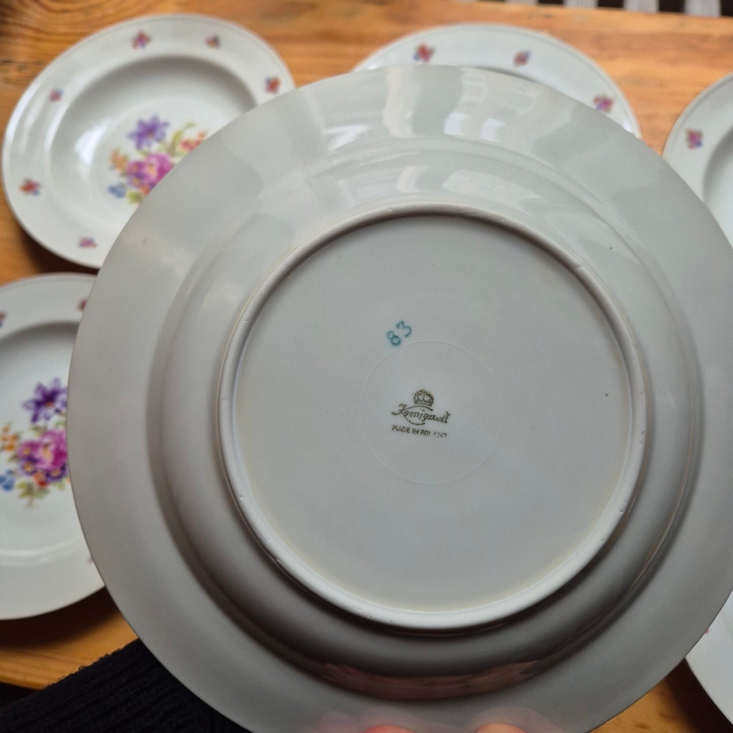 6x Antike Suppenteller Blumendekor weiß Goldrand Koenigszelt Made in Poland