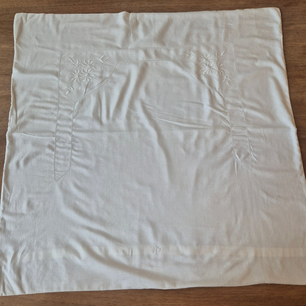 Antiker Kopfkissenbezug mit zarter Stickerei 76x78cm Baumwolle Monogramm A.S.