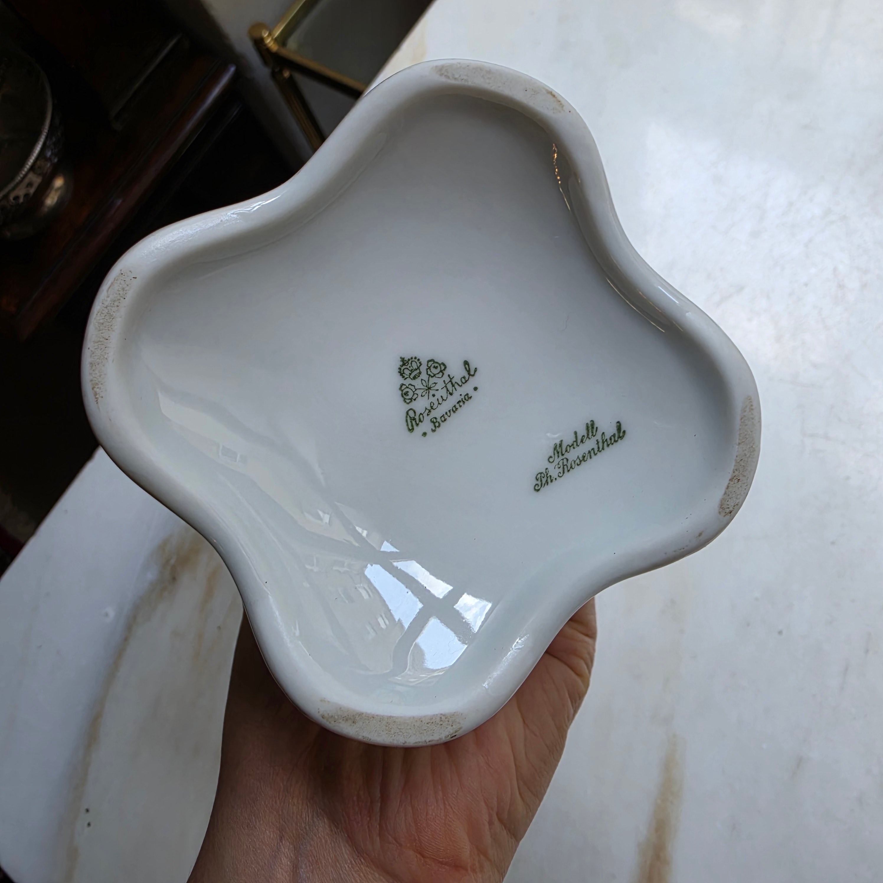 Vintage Rosenthal Porzellanfuß-Vase – Modell Ph. Rosenthal mit floralem Dekor