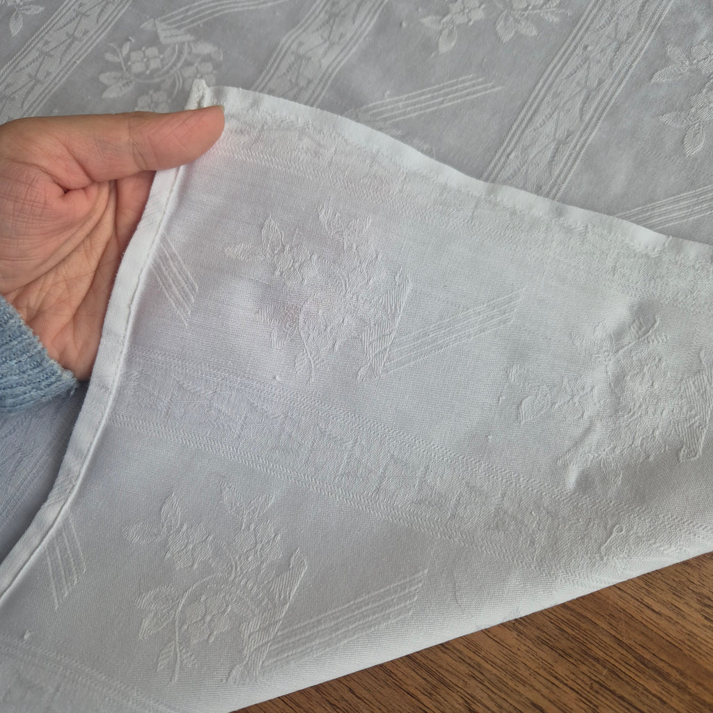 Vintage Tischdecke Tuch weiß 74x 130cm Damast weiß Baumwolle