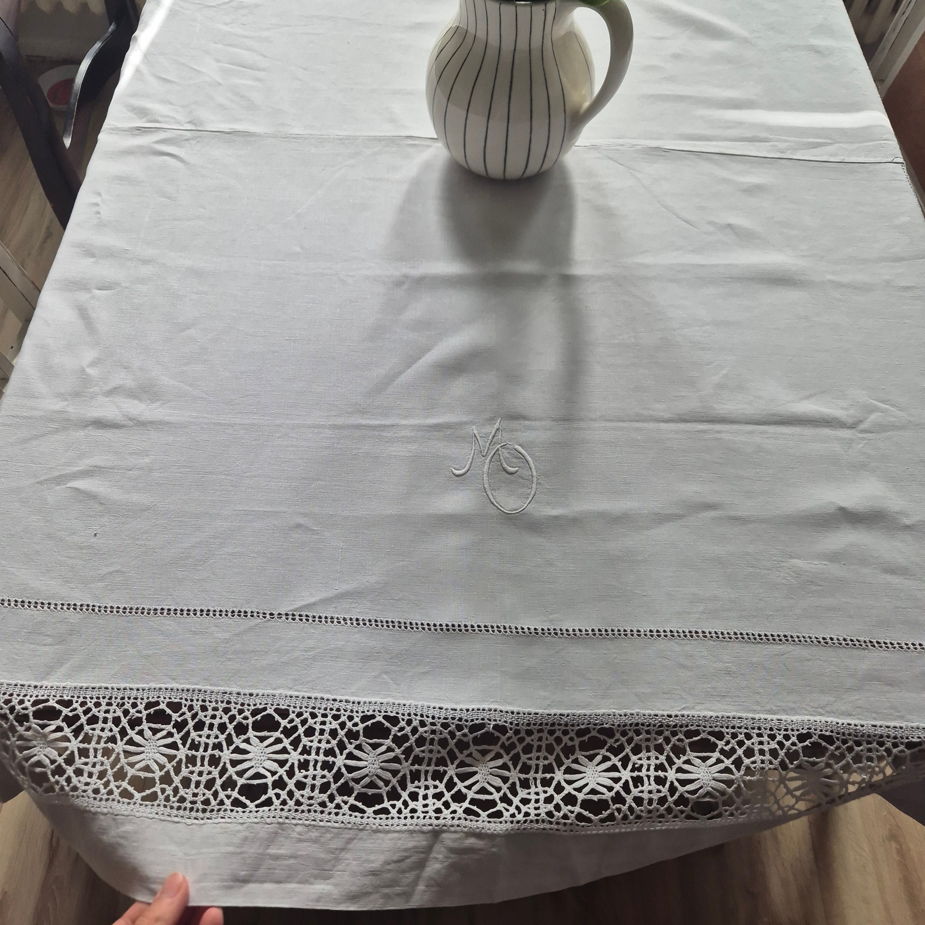 Antike Tischwäsche Leinen/Baumwolle Spitze weiß 120x140cm Tafel Königlich wunderschön! Monogramm M.O. ein Fleck 🤍