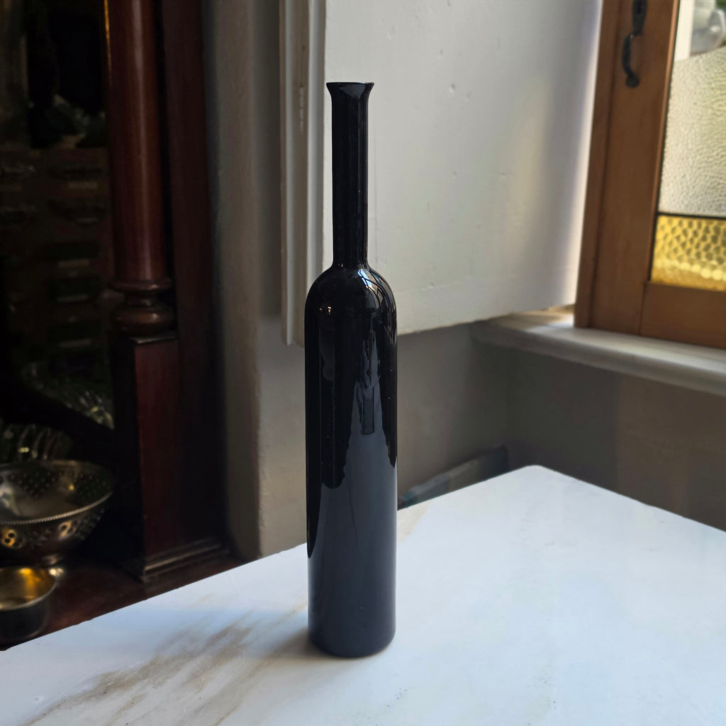 Schwarze Vintage-Flaschenvase aus Glas – Elegantes Wohnaccessoire