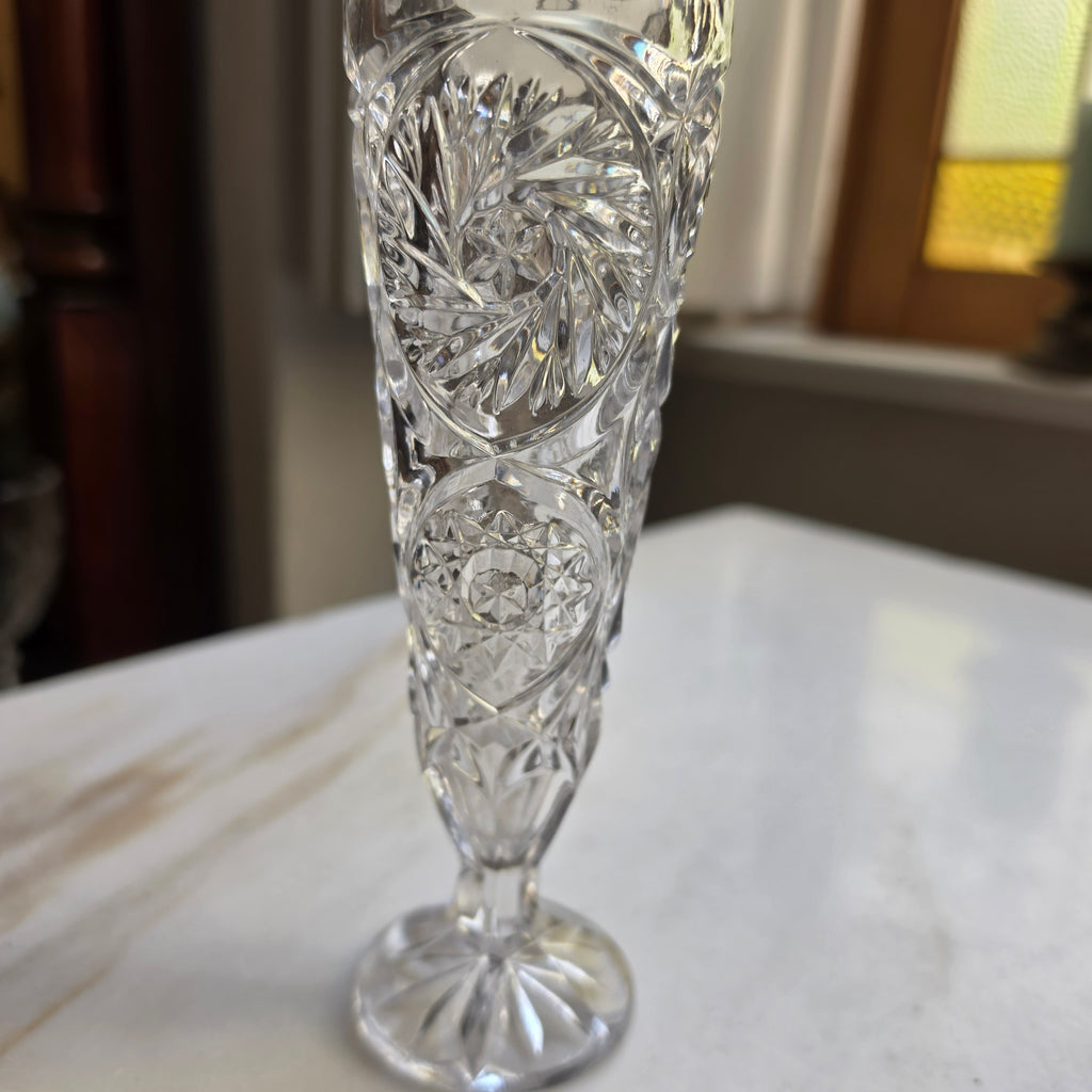 Vintage kleine Bleikristall Vase auf Fuß
