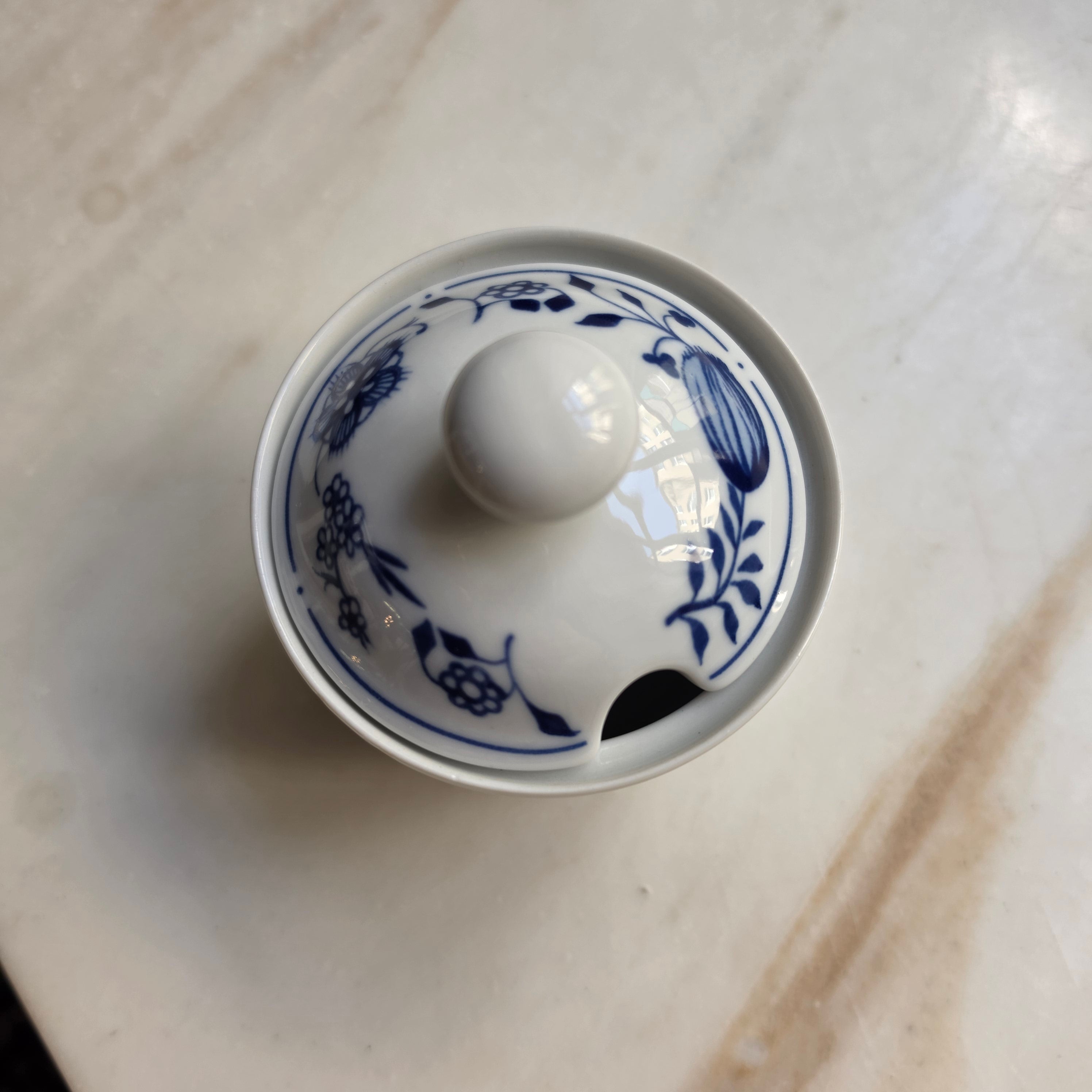 Vintage Zuckerdose von Kahla Gdr  Zweibelmuster blau weiß Porzellan