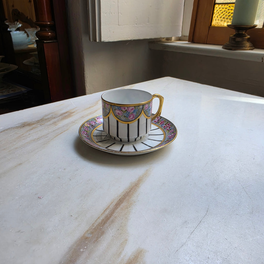 Antike Jugendstil Tasse mit Untertasse – Sontag & Söhne (um 1900)