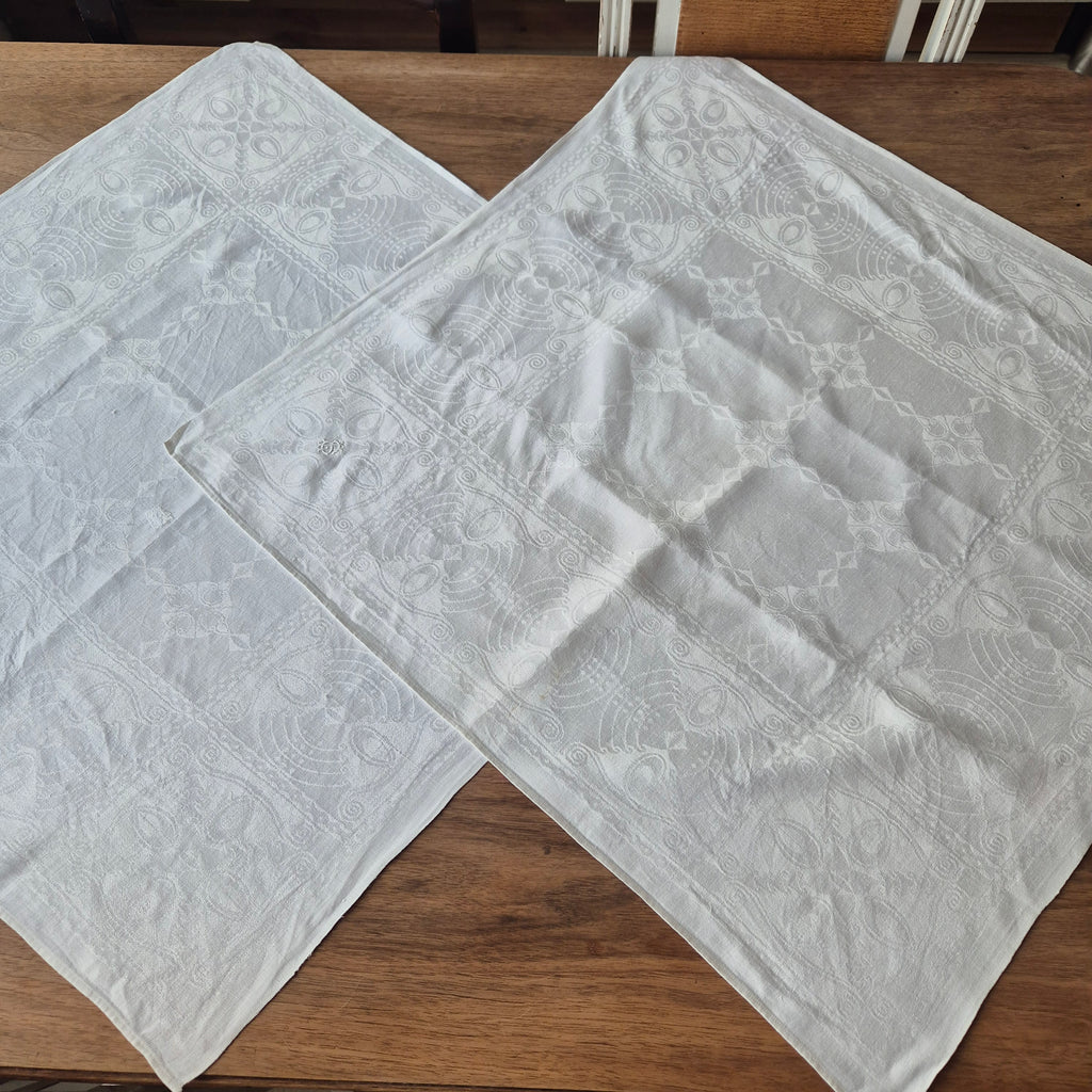 2x Antike Jugendstil Servietten mit Monogramm S.G
