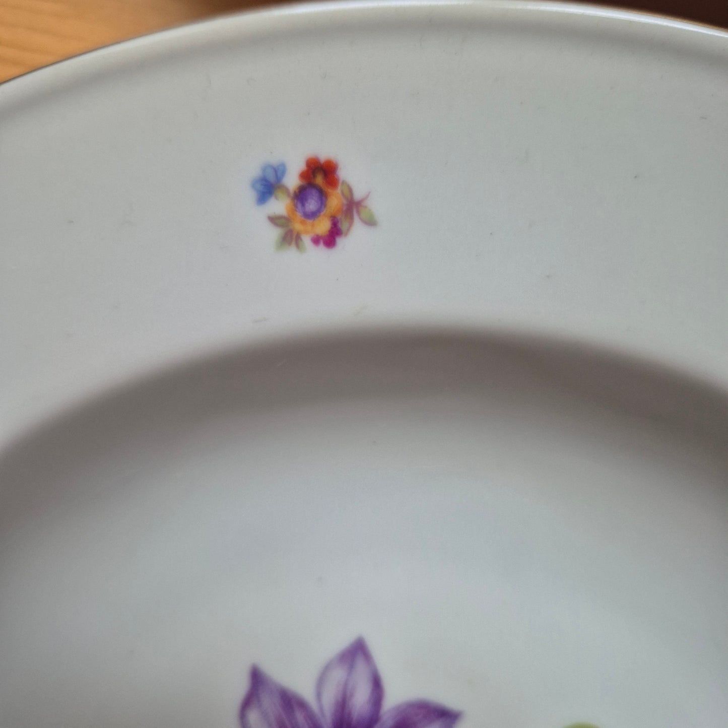 6x Antike Suppenteller Blumendekor weiß Goldrand Koenigszelt Made in Poland