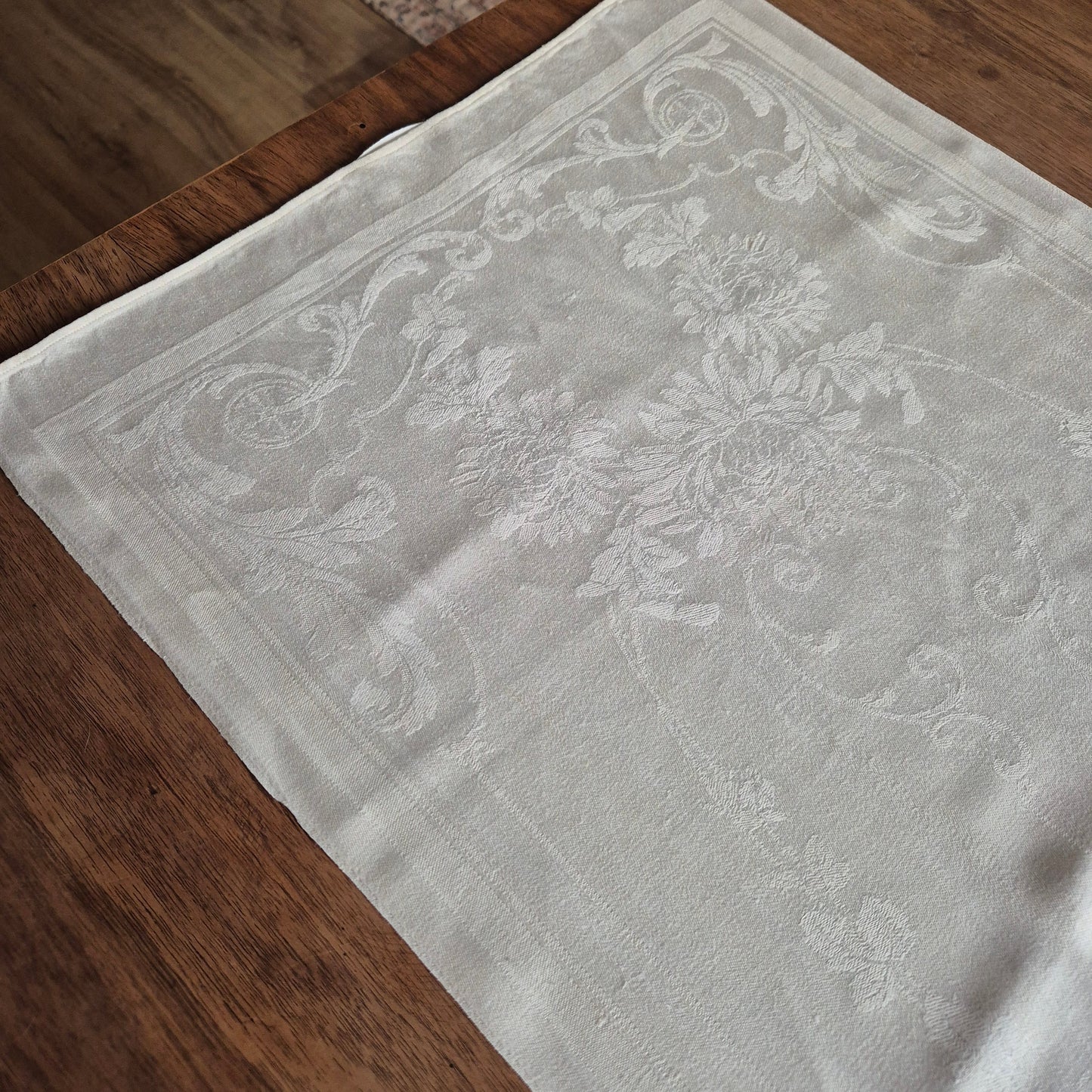 3x Antike Jugendstil Küchen-&Geschirrtücher cremeweiß Löwenzahnmotiv Damast Baumwolle