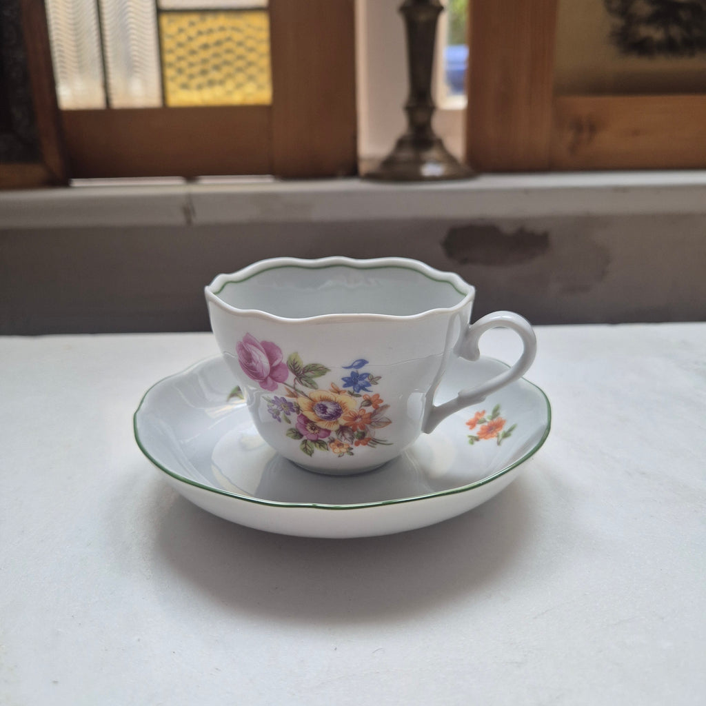 Vintage Kaffee- Teetasse von Kahla Blumendekor