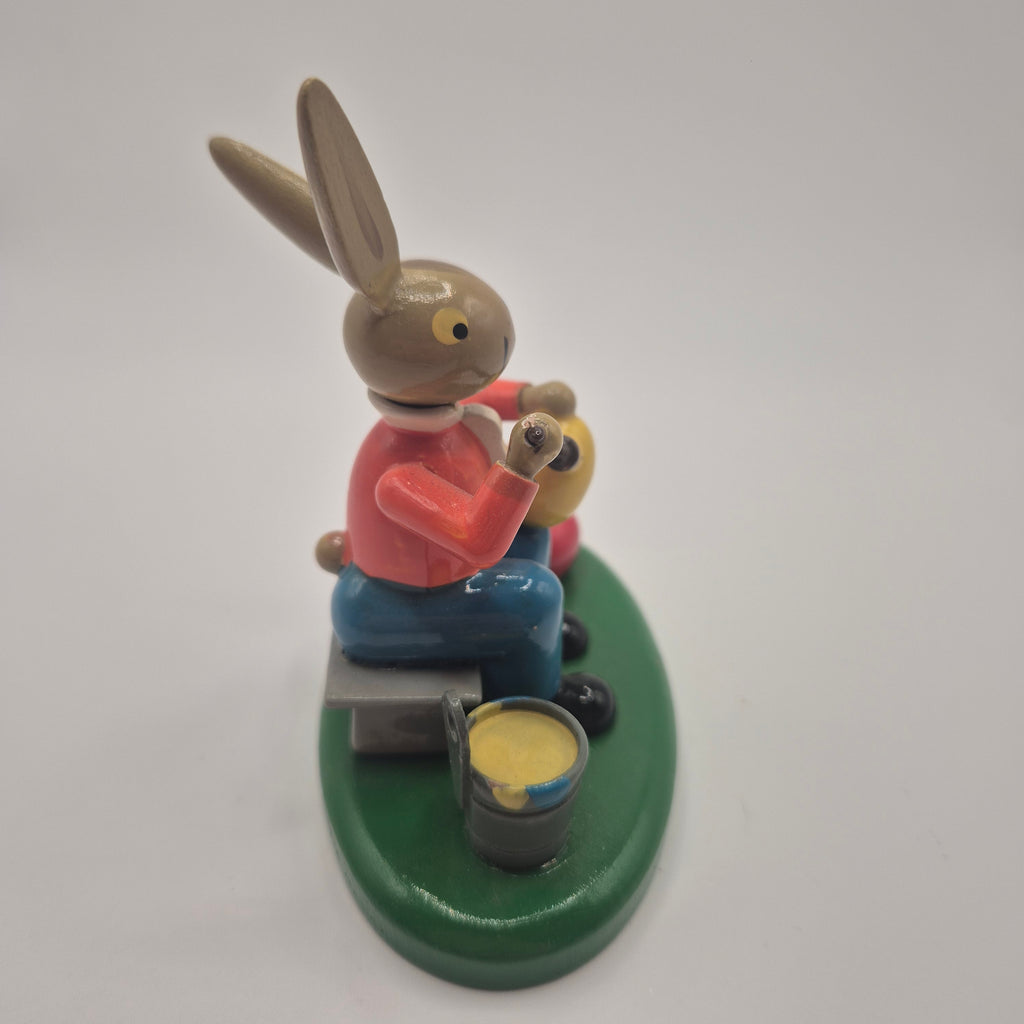 Charmante Erzgebirge-Stil Osterhasen-Figur aus Holz – Liebevoll Handbemalt
