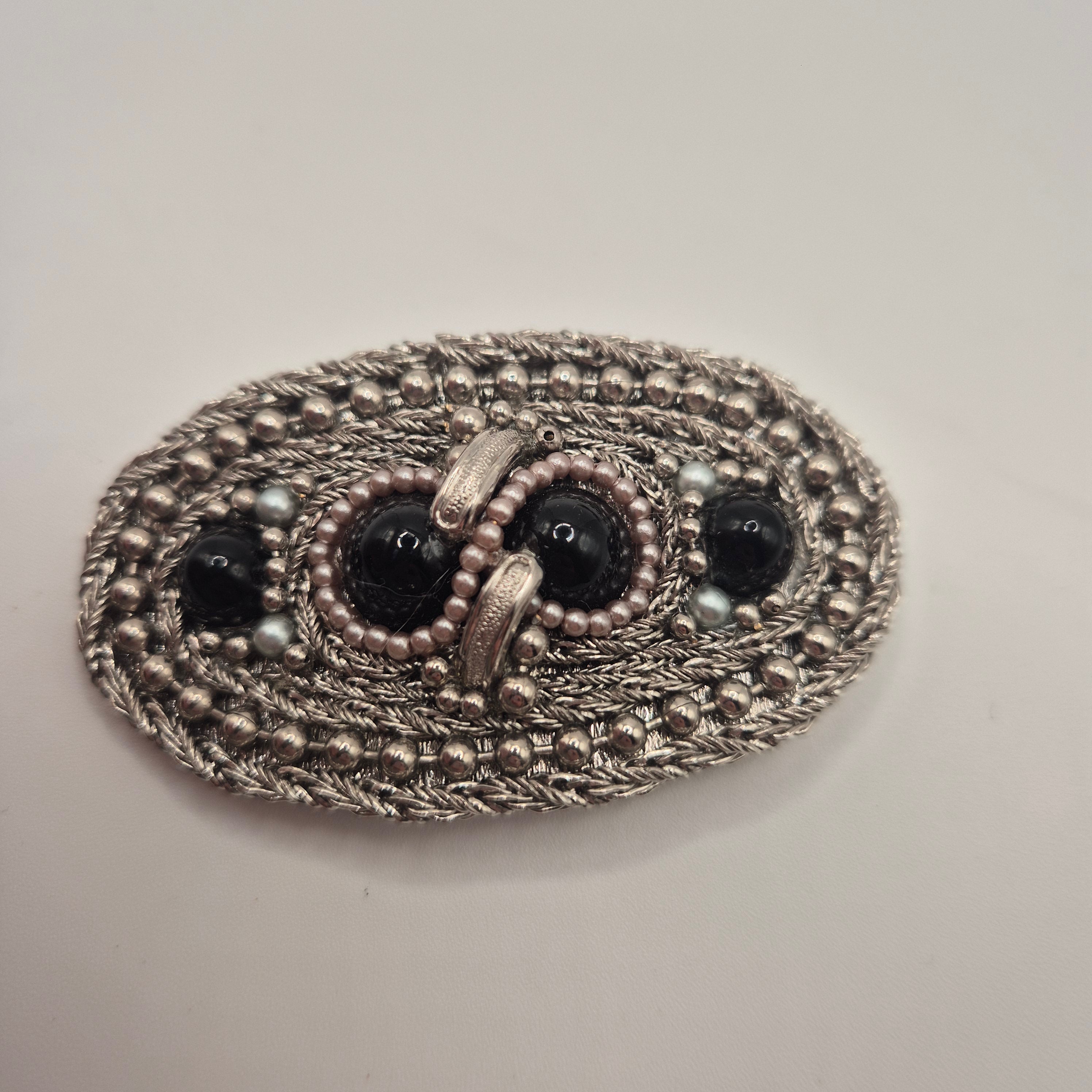 Massive Schmuck-Gürtelschnalle mit Cabochons & Kordel-Verzierung