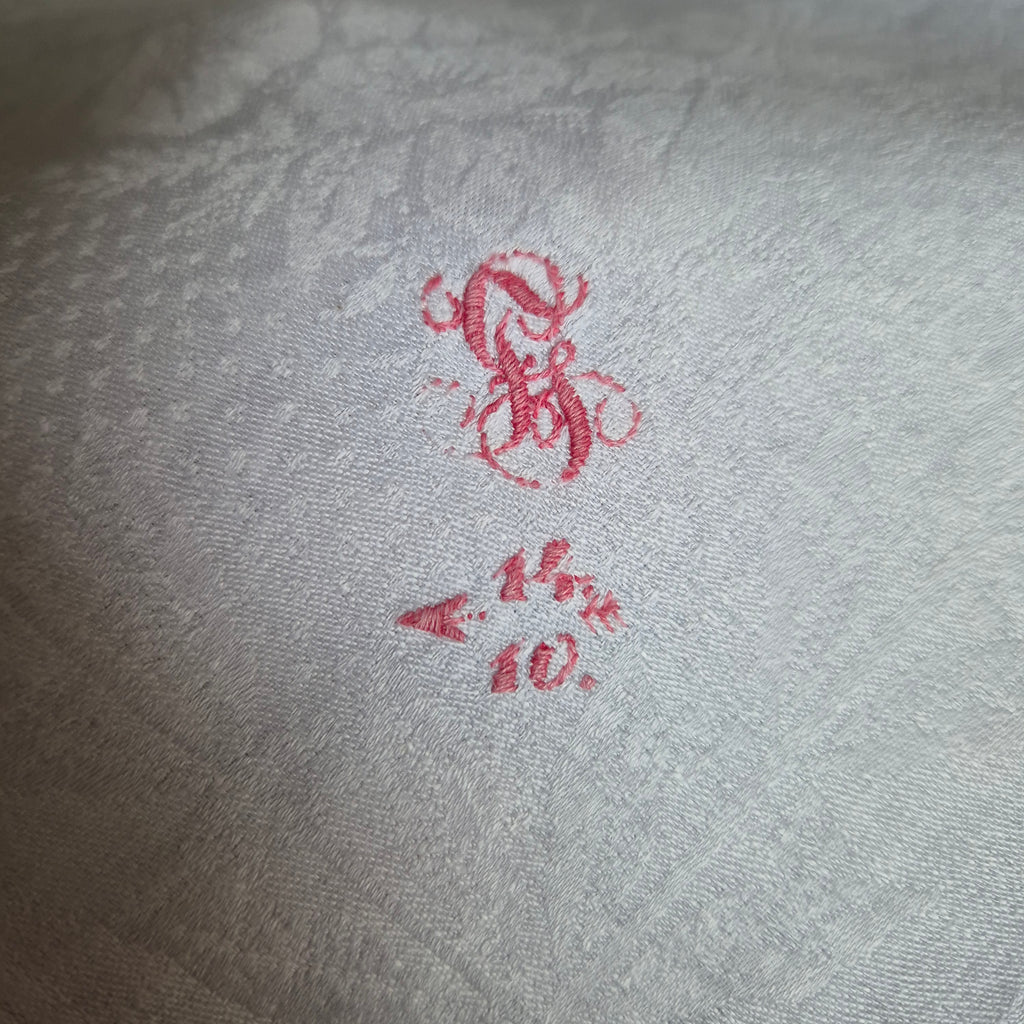 Antike Handgemachte Baumwolle Serviette 75x75cm Mitteldecke Monogramm S.F beschädigt