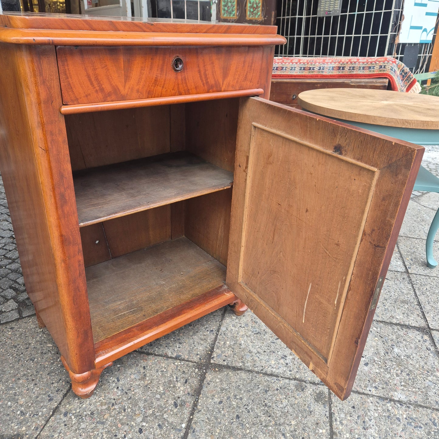 Antike Biedermeier Kommode Beistellschrank Nussholzfunier von 1860
