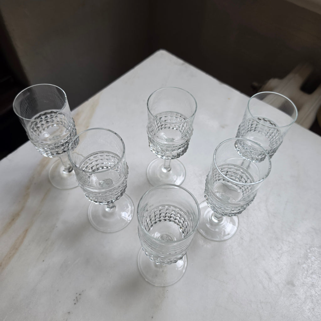 Vintage Kristall-Likörgläser Set (6-teilig) – Elegante Stamper mit Rautenschliff / Diamantschliff