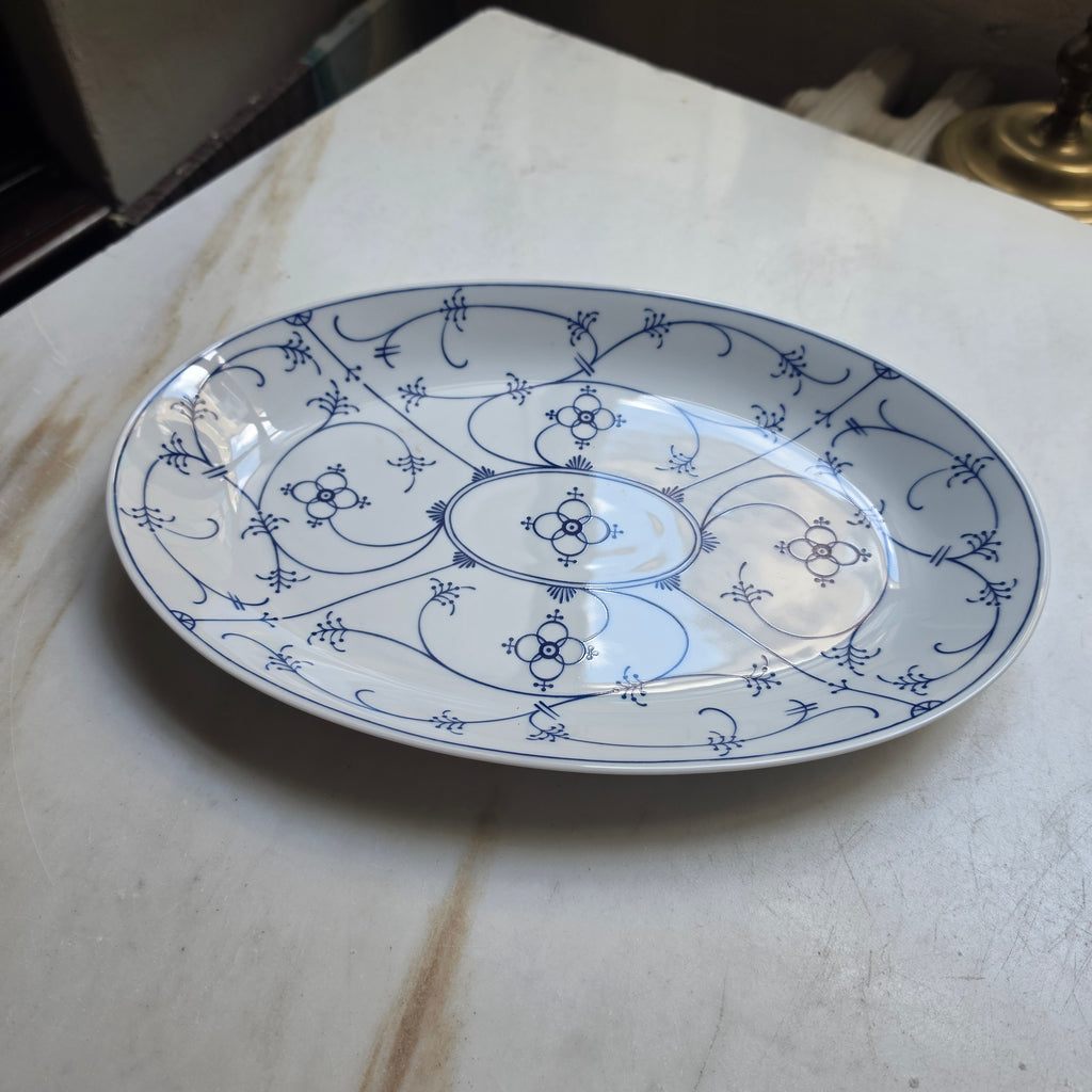 Ovale Servierplatte - Servierschale – Form Marienbad "Ingres Weiß" Zwiebelmuster-Dekor
