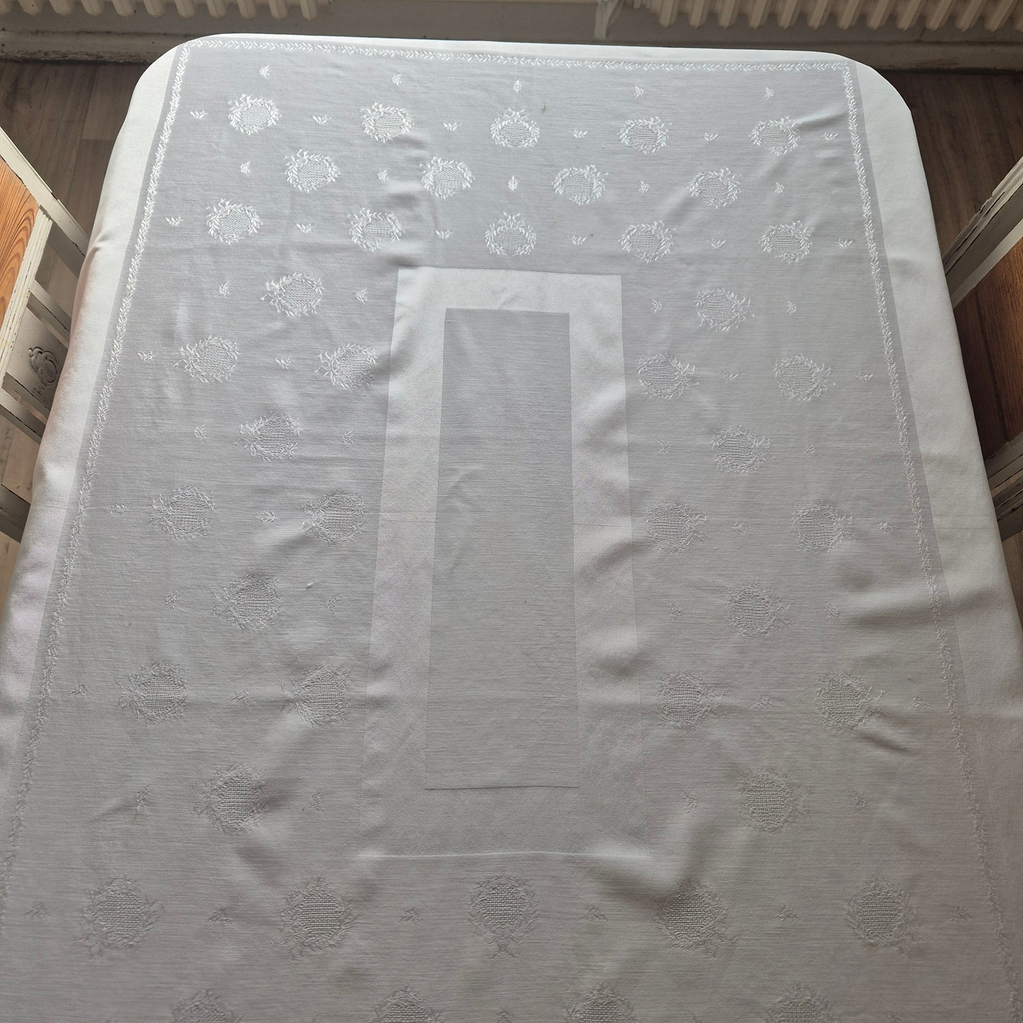 Vintage Tischdecke Damast weiß 105x150cm Art Jugendstil