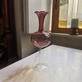 Elegante Vintage-Glasvase in Amethyst-Rosa – Handgefertigt mit Wellenrand & Luftblasen-Akzenten