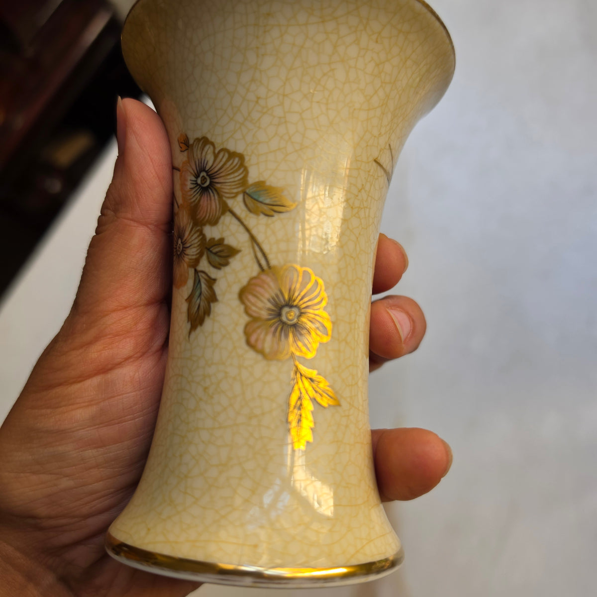 Vintage Porzellanvase „Thomas Ivory Bavaria“ mit Golddekor & Krakelee-Optik – Modell 7028