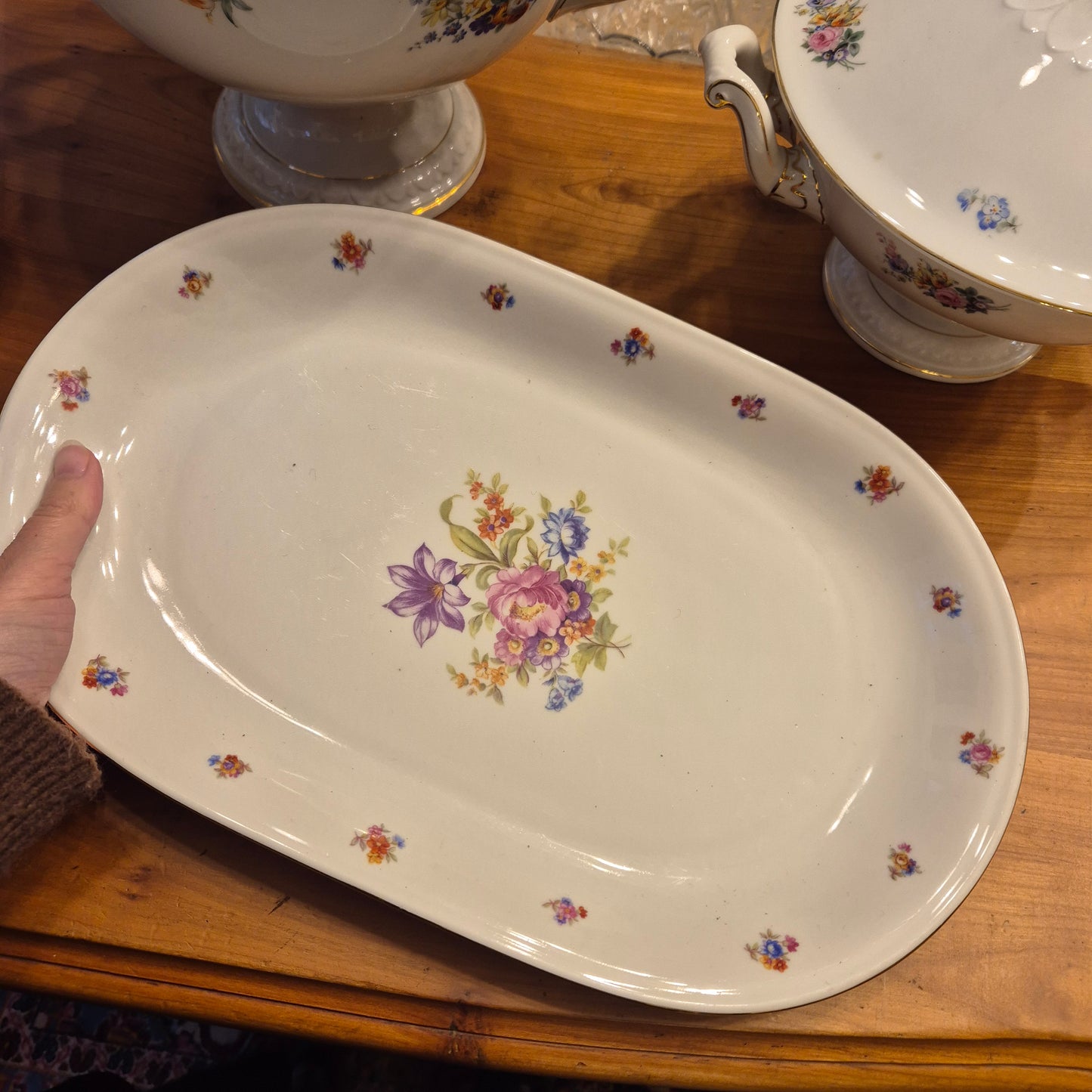 Antike Porzellanplatte Teller Blumendekor weiß Goldrand Koenigszelt Made in Poland