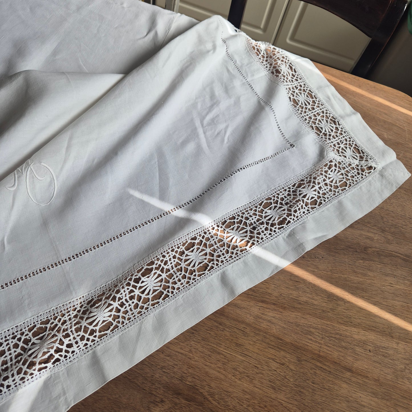 Antike Tischwäsche Leinen/Baumwolle Spitze weiß 120x140cm Tafel Königlich wunderschön! Monogramm M.O. ein Fleck 🤍