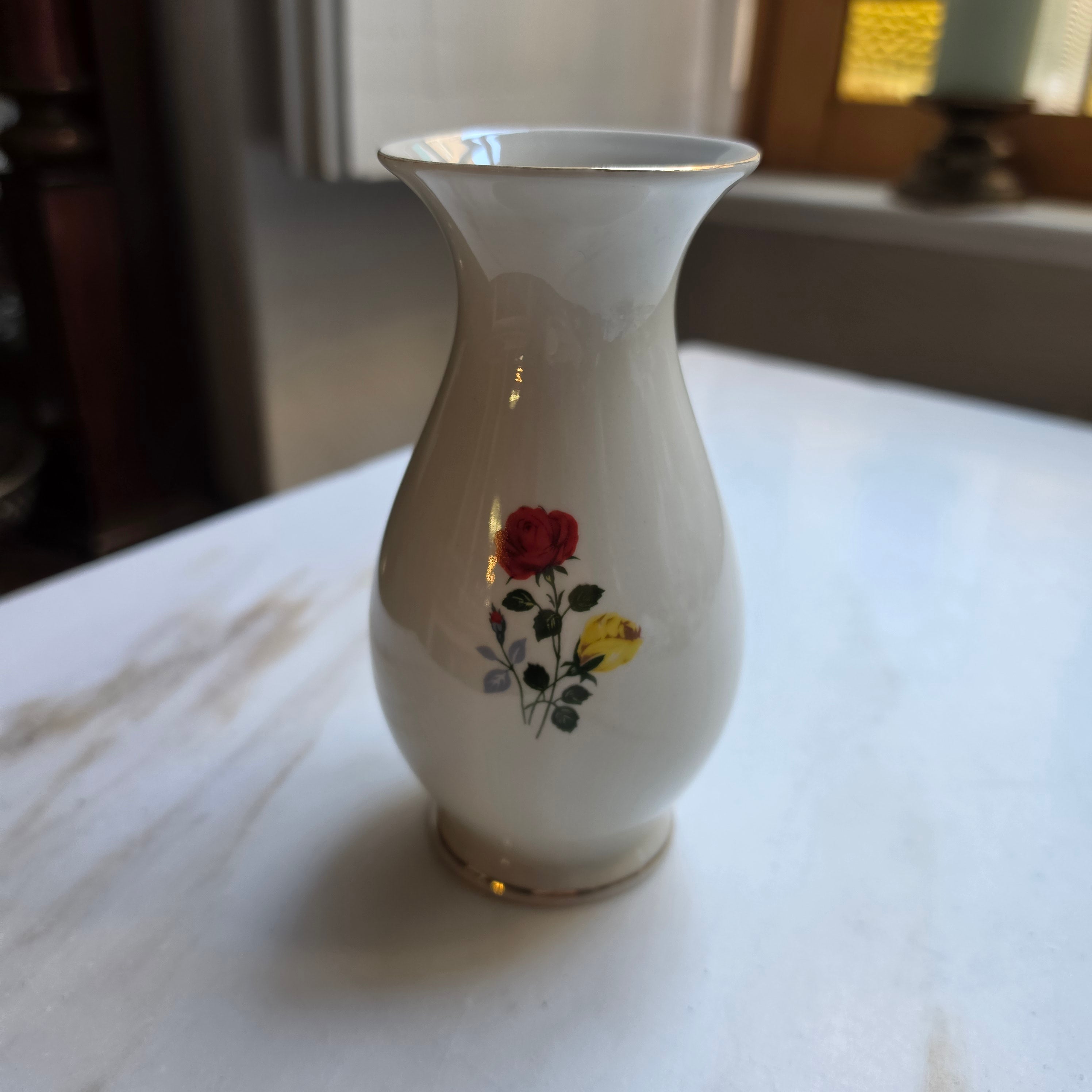 Vintage Royal Bavaria Porzellanvase mit Rosenmotiv & Goldrand