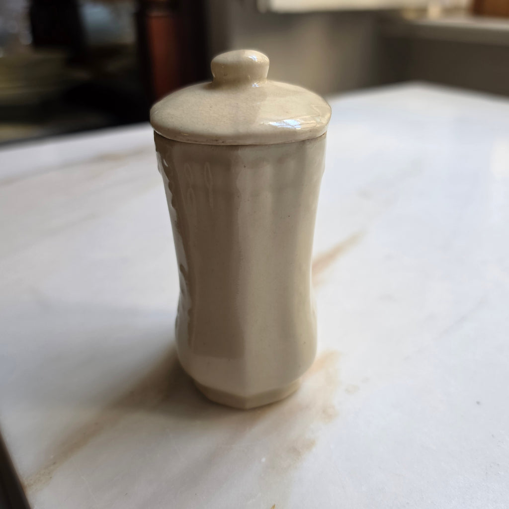 Kleine alte Vorratsdose Salz handbemalt