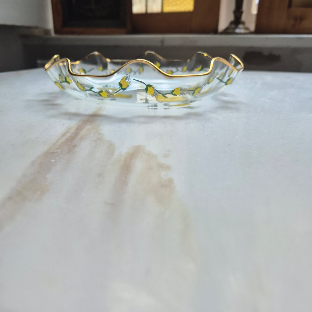 Vintage Küken Servierteller Ostern Glockenrand Gewellter Rand Glas