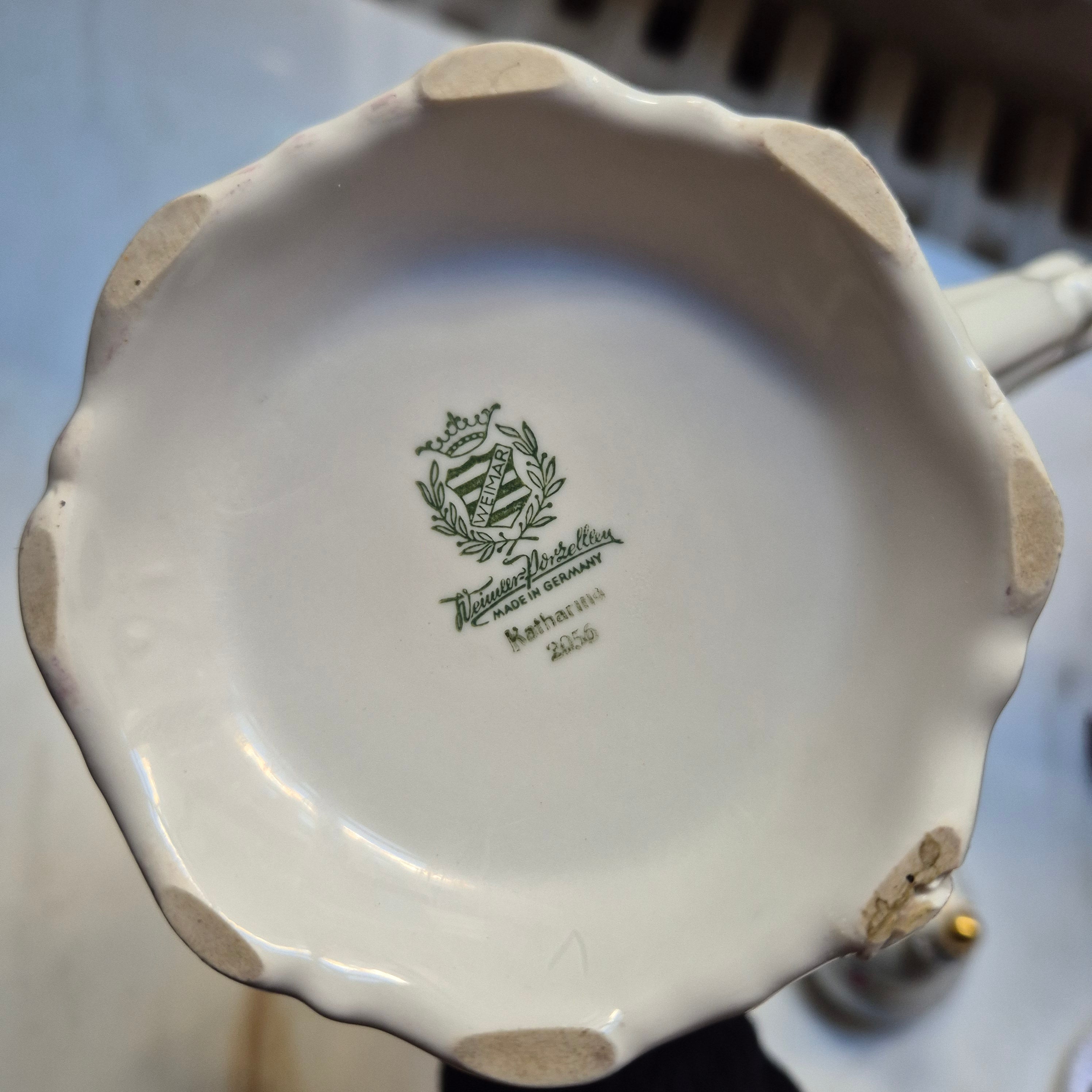 Antike Porzellan Kaffe-oder Teekanne von Weimar - Dekor "Katharina"