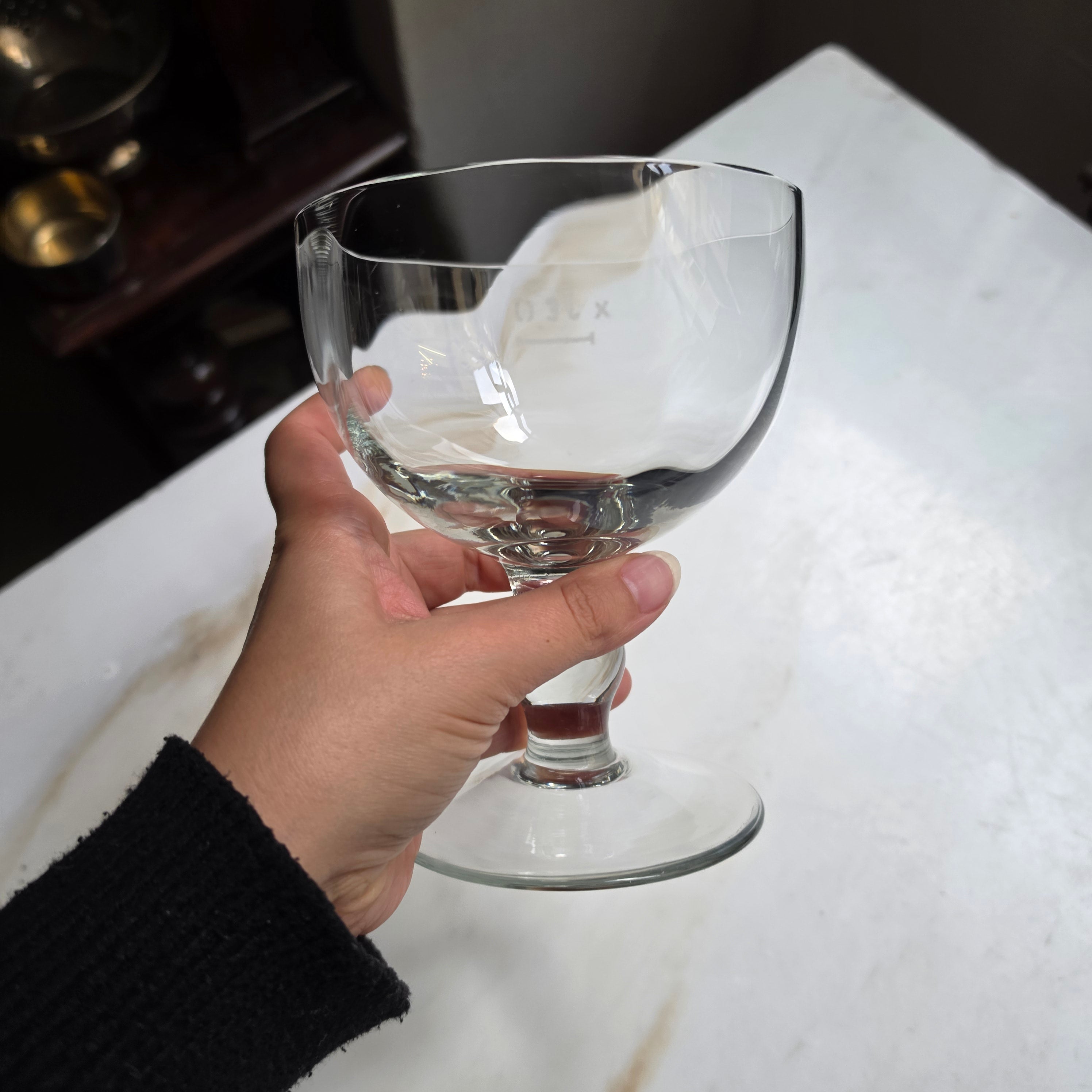 Elegante vintage Bonbonschale - Glas auf Fuß (0,3 l)