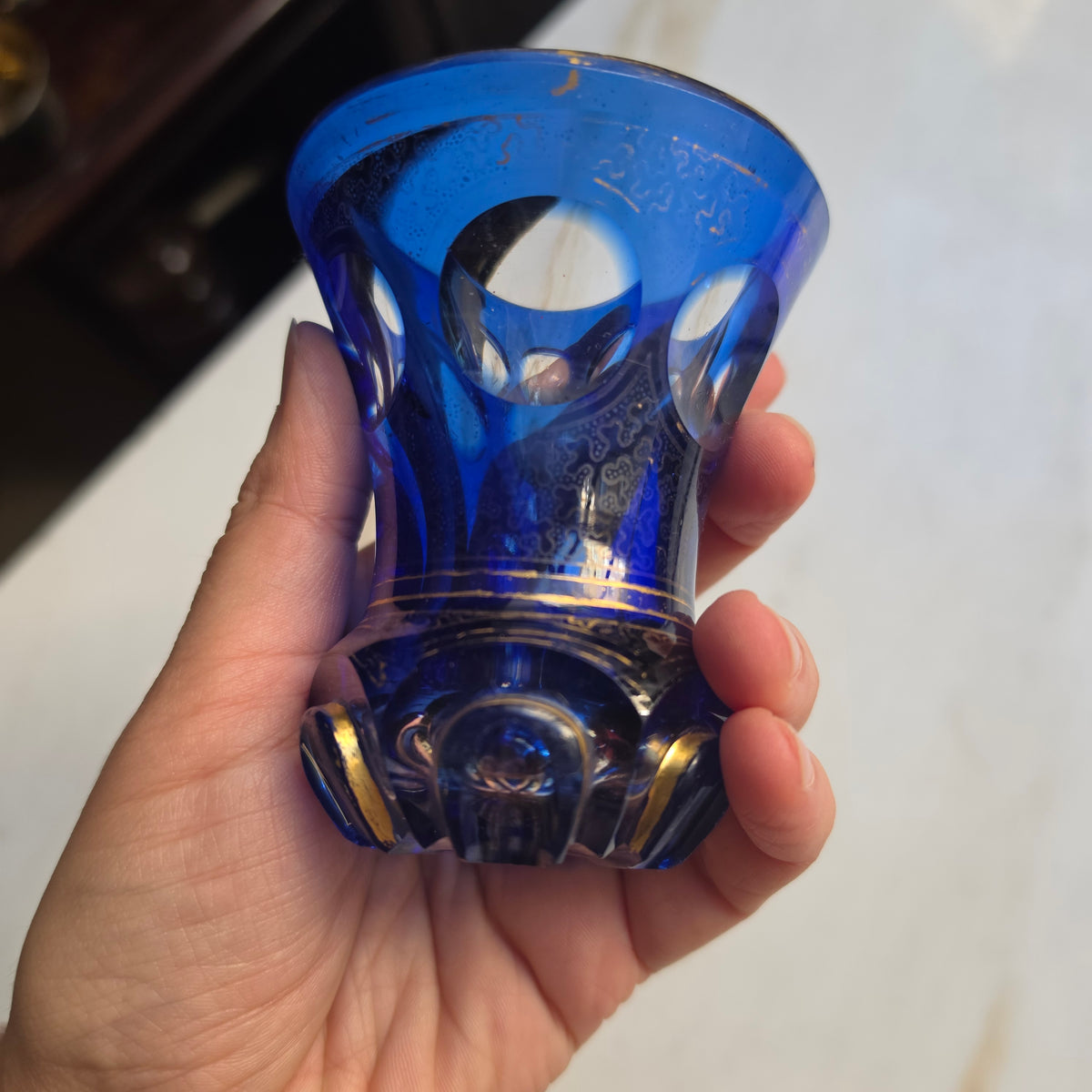 Vintage Böhmisches Kristallglas – Kobaltblau mit Goldverziehrung & Linsenschliff