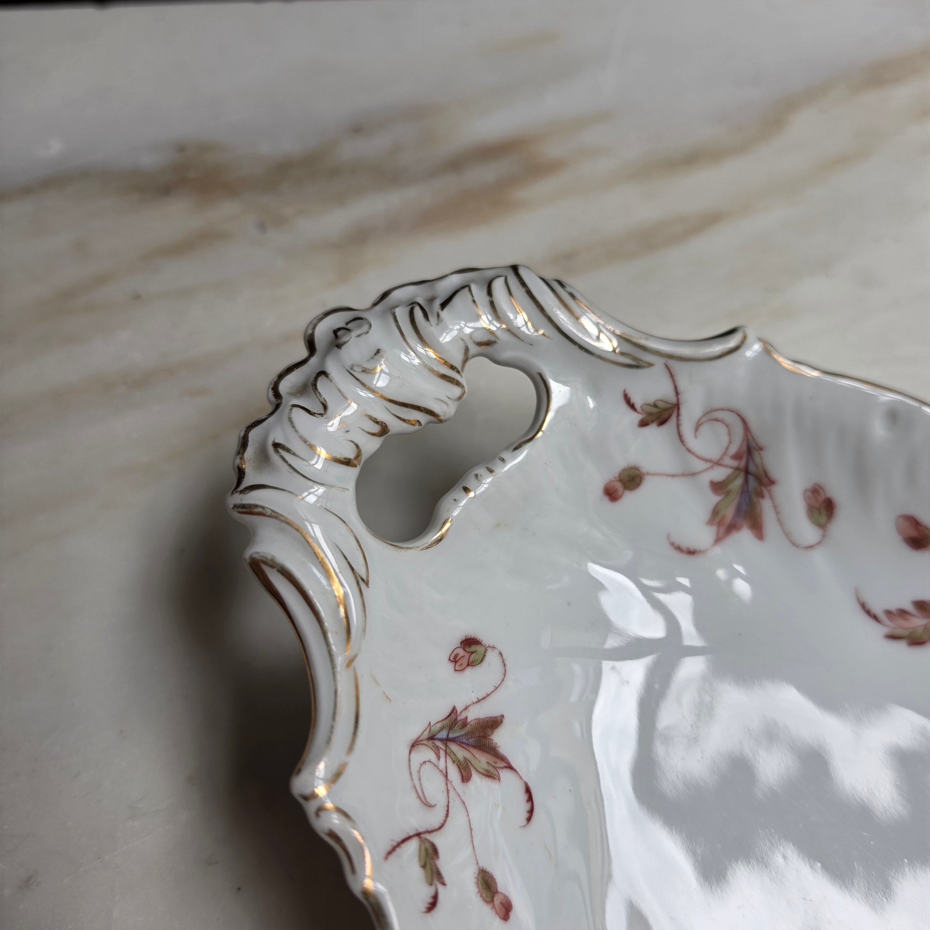 Antike Porzellan-Anbietschale mit floralem Dekor & Goldrand – Vintage Servierschale - Oval