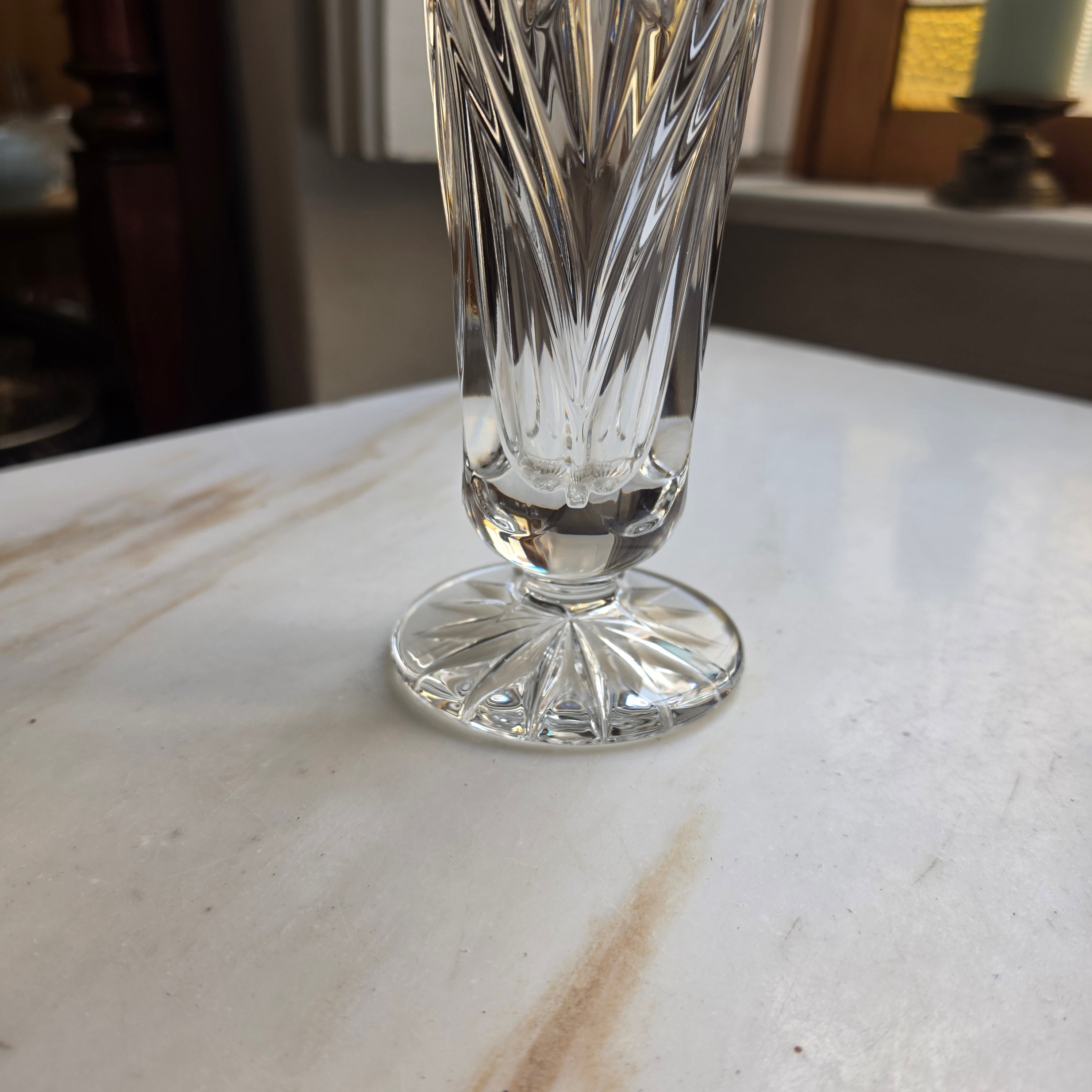 Klassische Kristallvase mit Edlem Sternschliff – Vintage Glasvase mit Standfuß & Wellenrand
