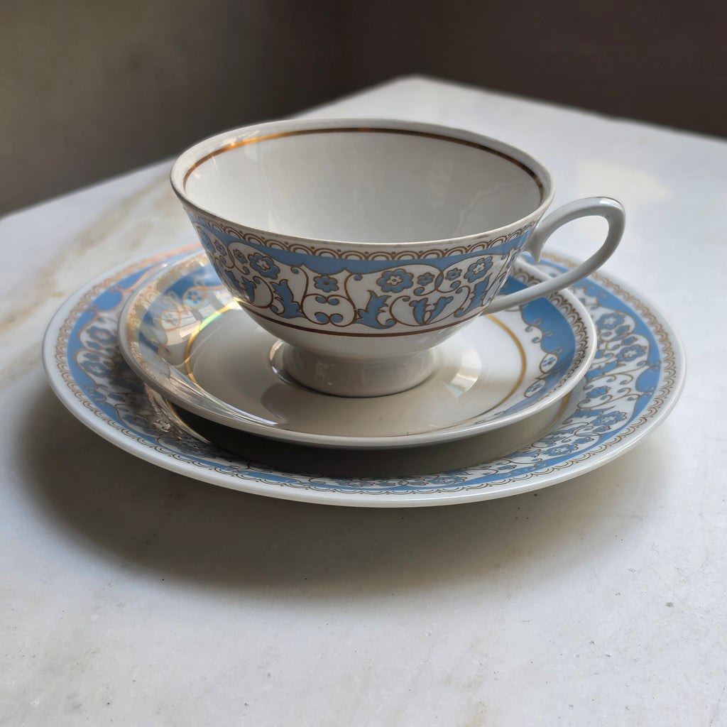 Antikes Teegedeck 3-teilig – CP Lettin Porzellan mit blauer Ornamentik & Goldrand