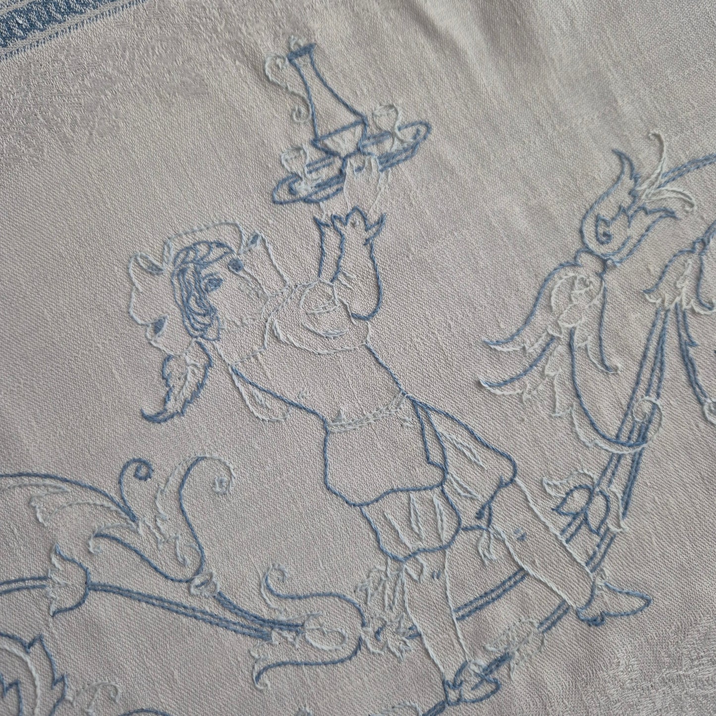 Antiker Baumwolle Tischläufer handbestickt mit mini Fleck! 32x170cm blau weiß