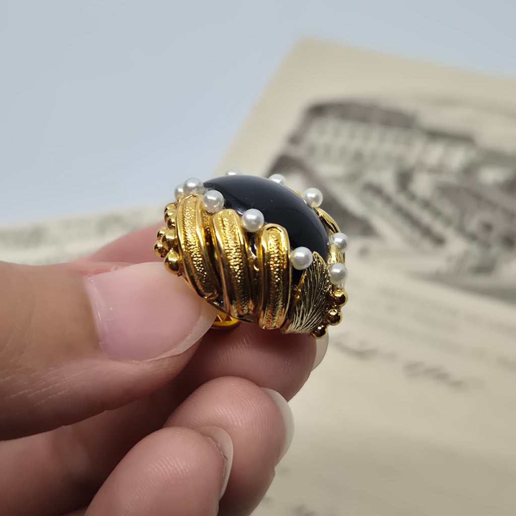 50er Jahre Vintage Art Deco schwarz gold anstecker Nummer 41