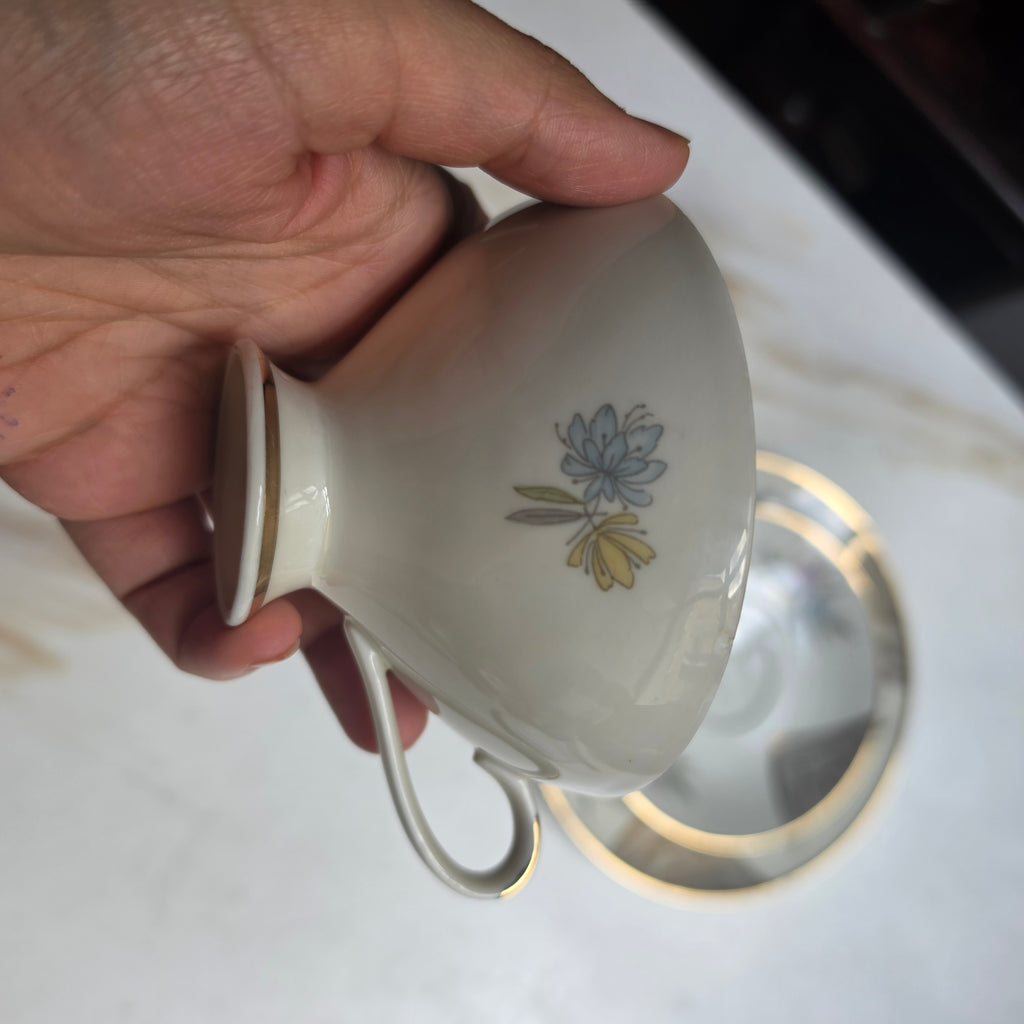 Vintage Winterling Marktleuthen Bavaria Sammeltasse (3-teilig) | Mid-Century Porzellan Gedeck mit Golddekor & Blütendesign
