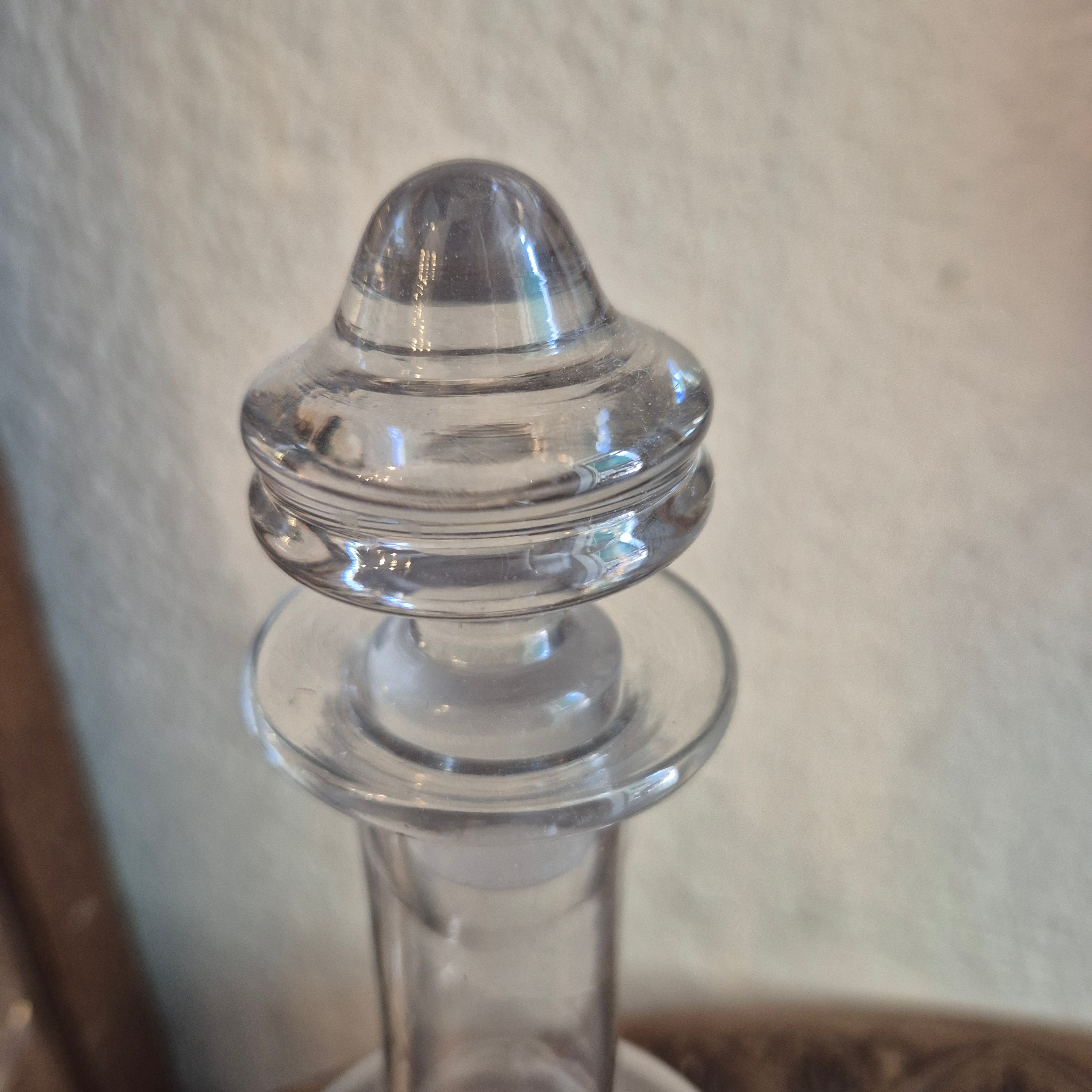 Edle Jugendstil Karaffe Glas geschliffen Muster für Wein