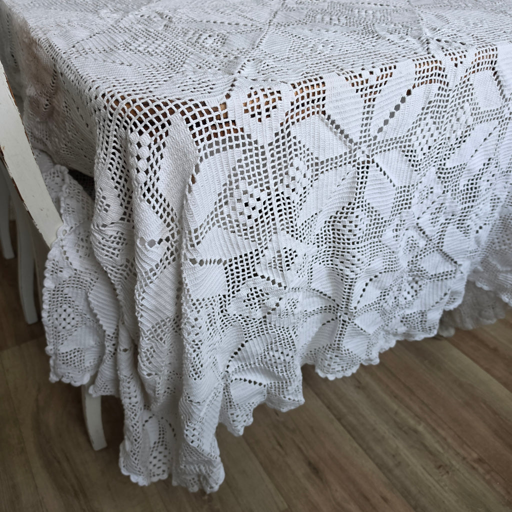 Große Vintage Häkeldecke Weiß - Handgearbeitete Filethäkel-Tischdecke Boho-Chic 235x250cm