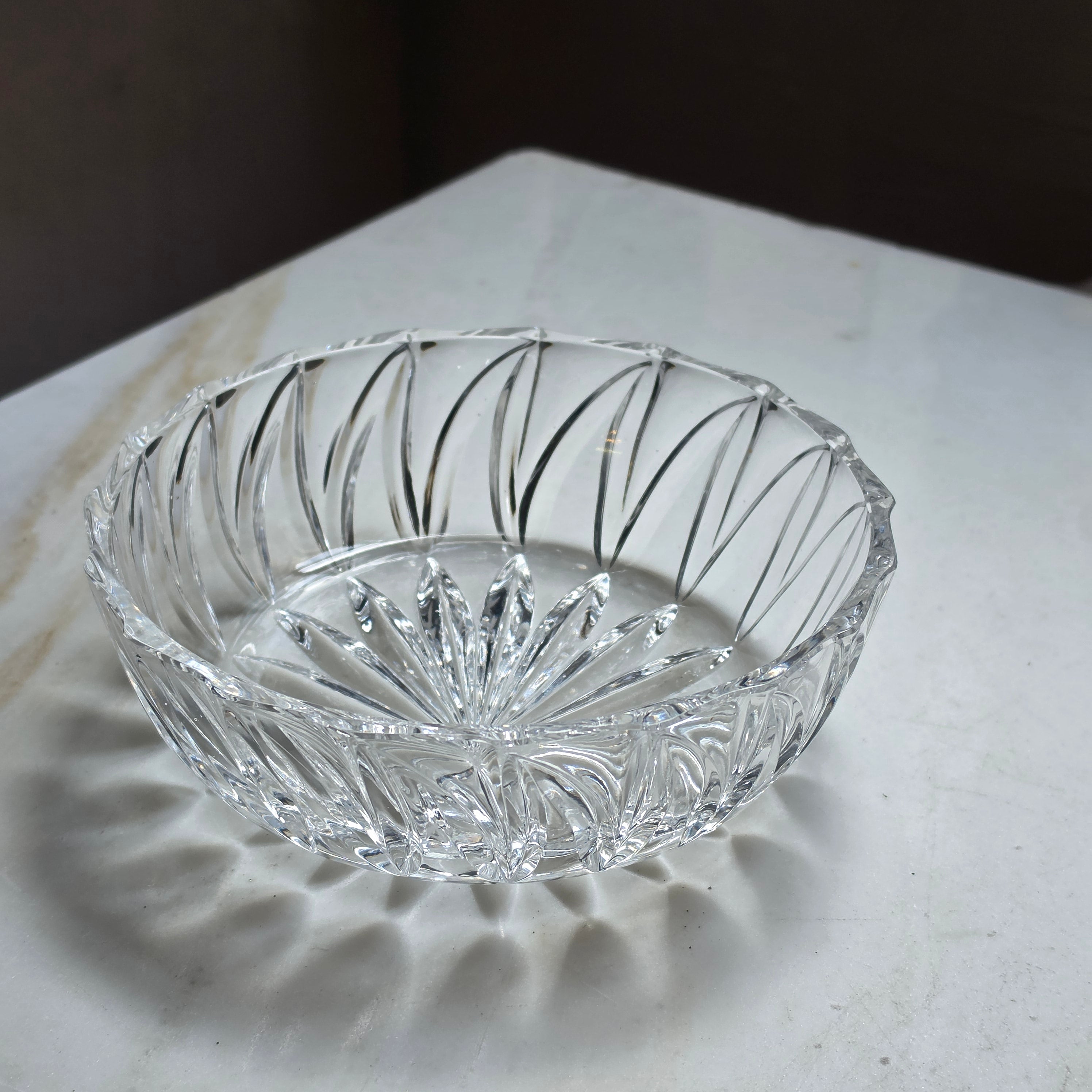 Eleganter Bleikristall-Schale mit Sternschliff – Kristallglas Schüssel
