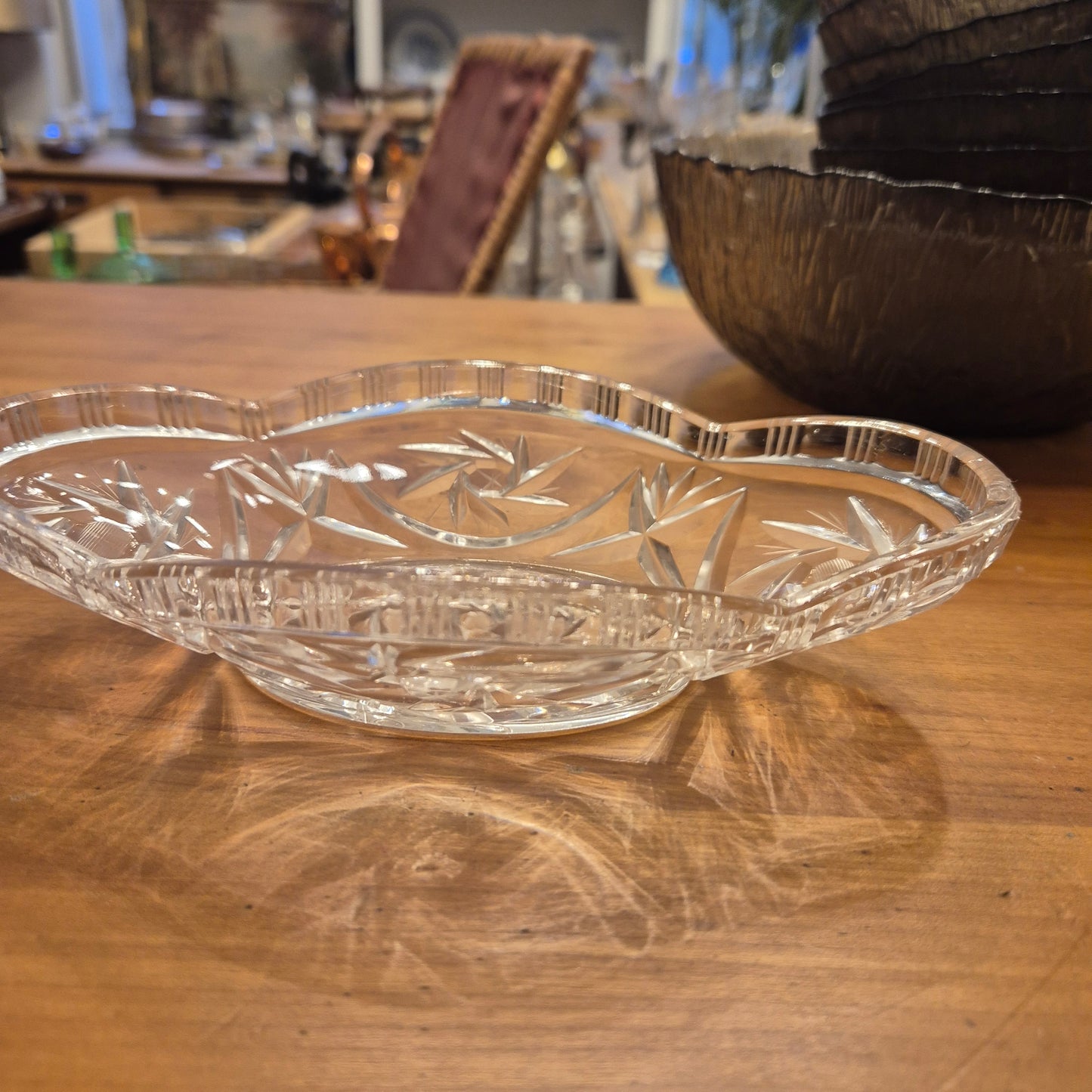 Vintage Glas oder Kristall Schale oval klein Gebäck Bonbon Konfekt Stern