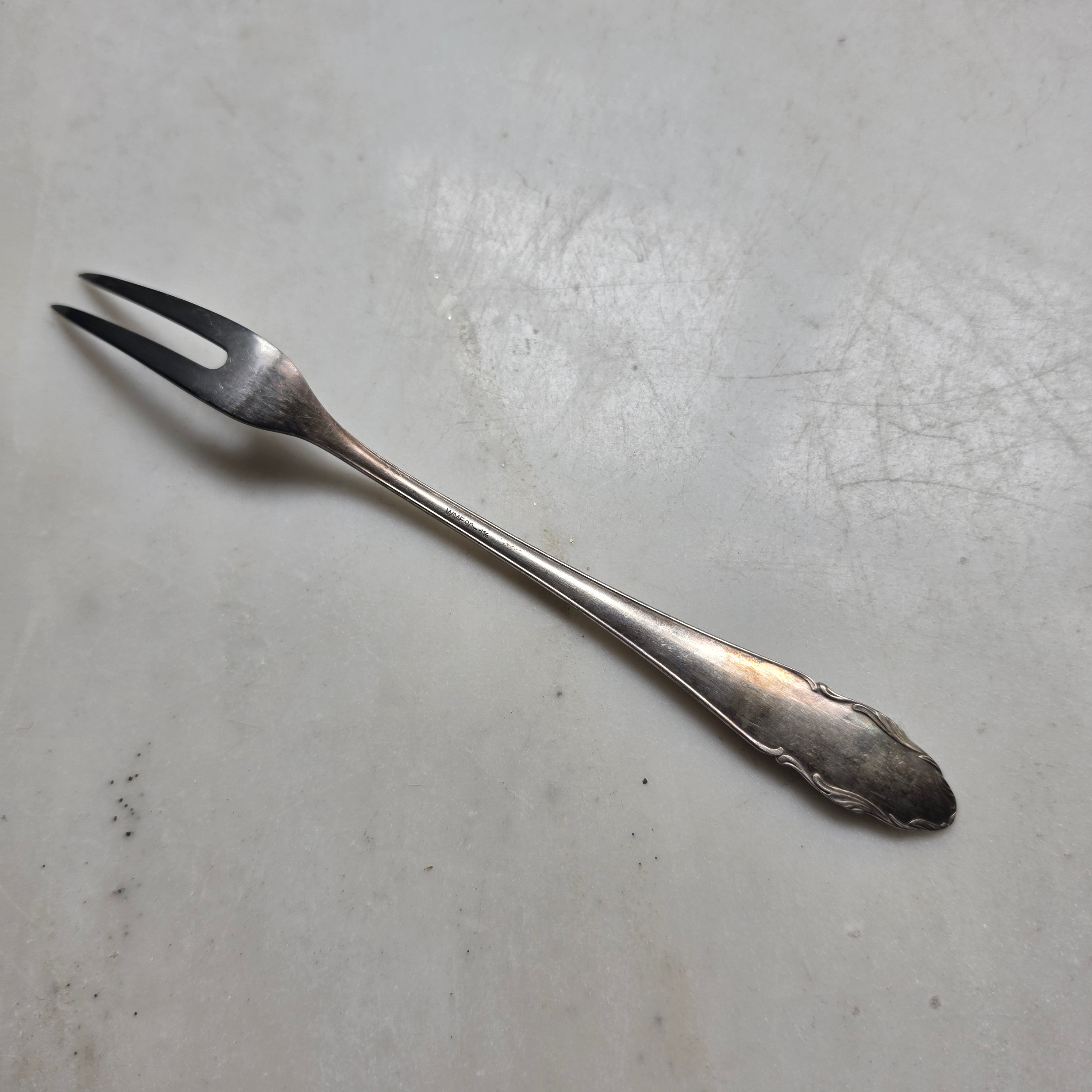 Vintage WMF Aufschnittgabel versilbert (WMF 90) – Klassische Serviergabel mit Patina
