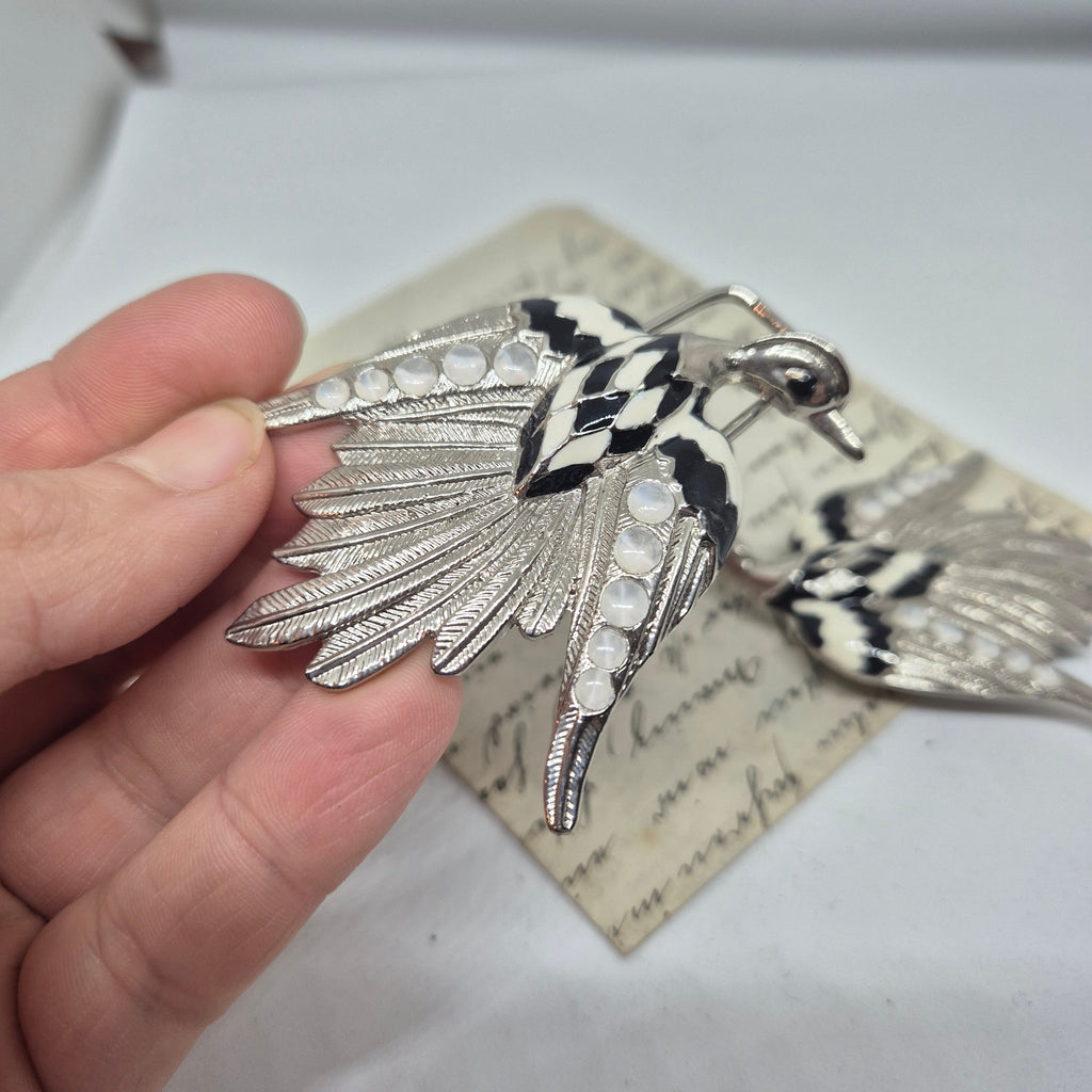 Vintage Gürtelschnalle 2-Teilig Trachtenschnalle Taillengürtel aus den 80ern-Handmade aus Berlin silber weiß schwarz Schwan Kranich Vogel