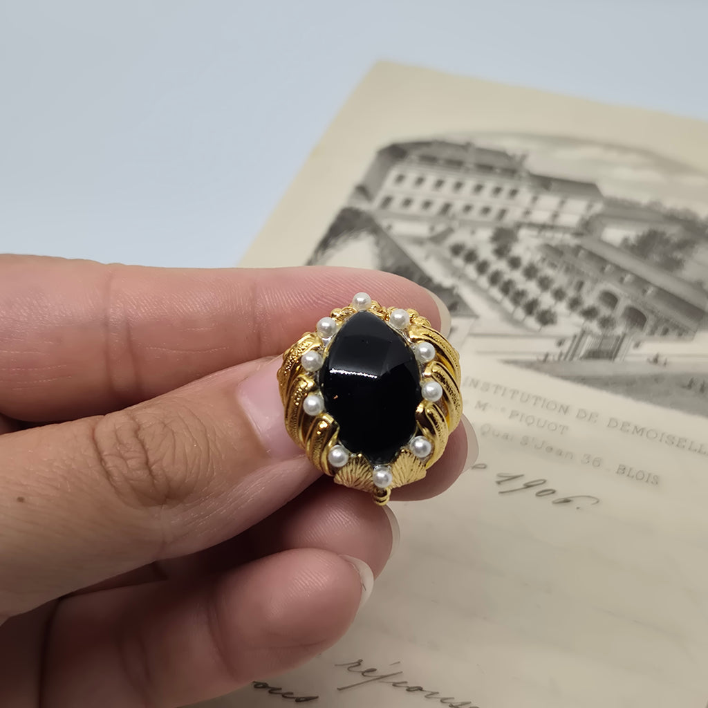 50er Jahre Vintage Art Deco schwarz gold anstecker Nummer 41