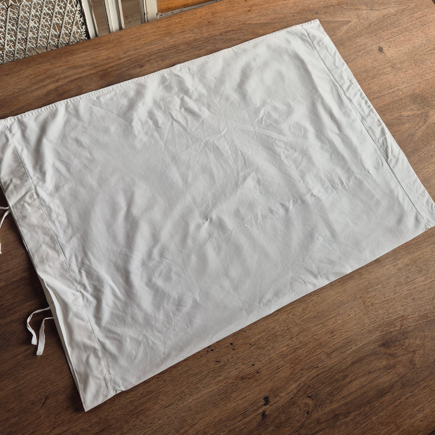 Antiker weißes Kopfkissenbezug zum Schnüren 60x48cm (Minimale Löcher)